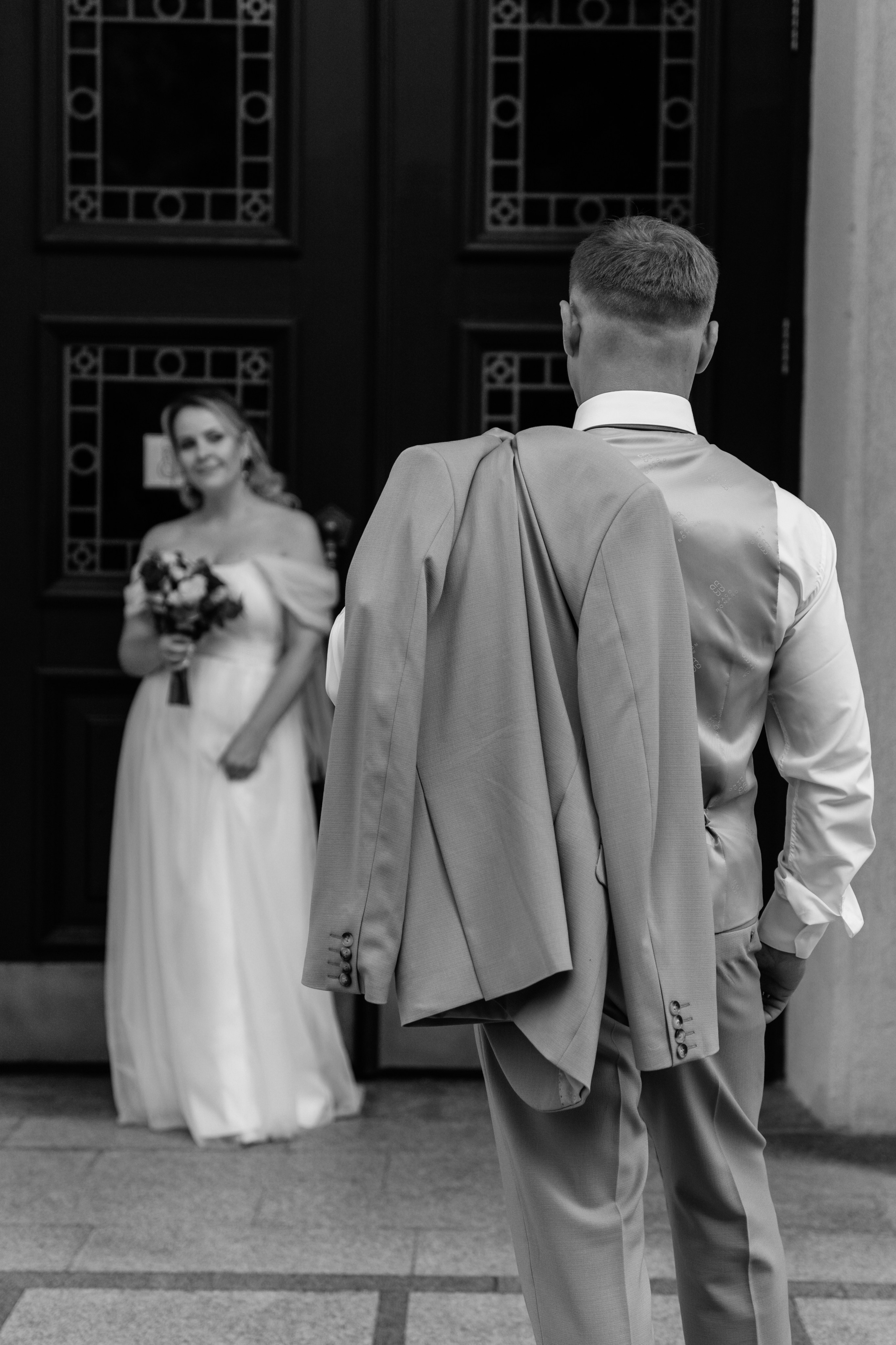 Фотосессия в театре: свадебные моменты. Ваш семейный фотограф в Минске — Вика Трегубова