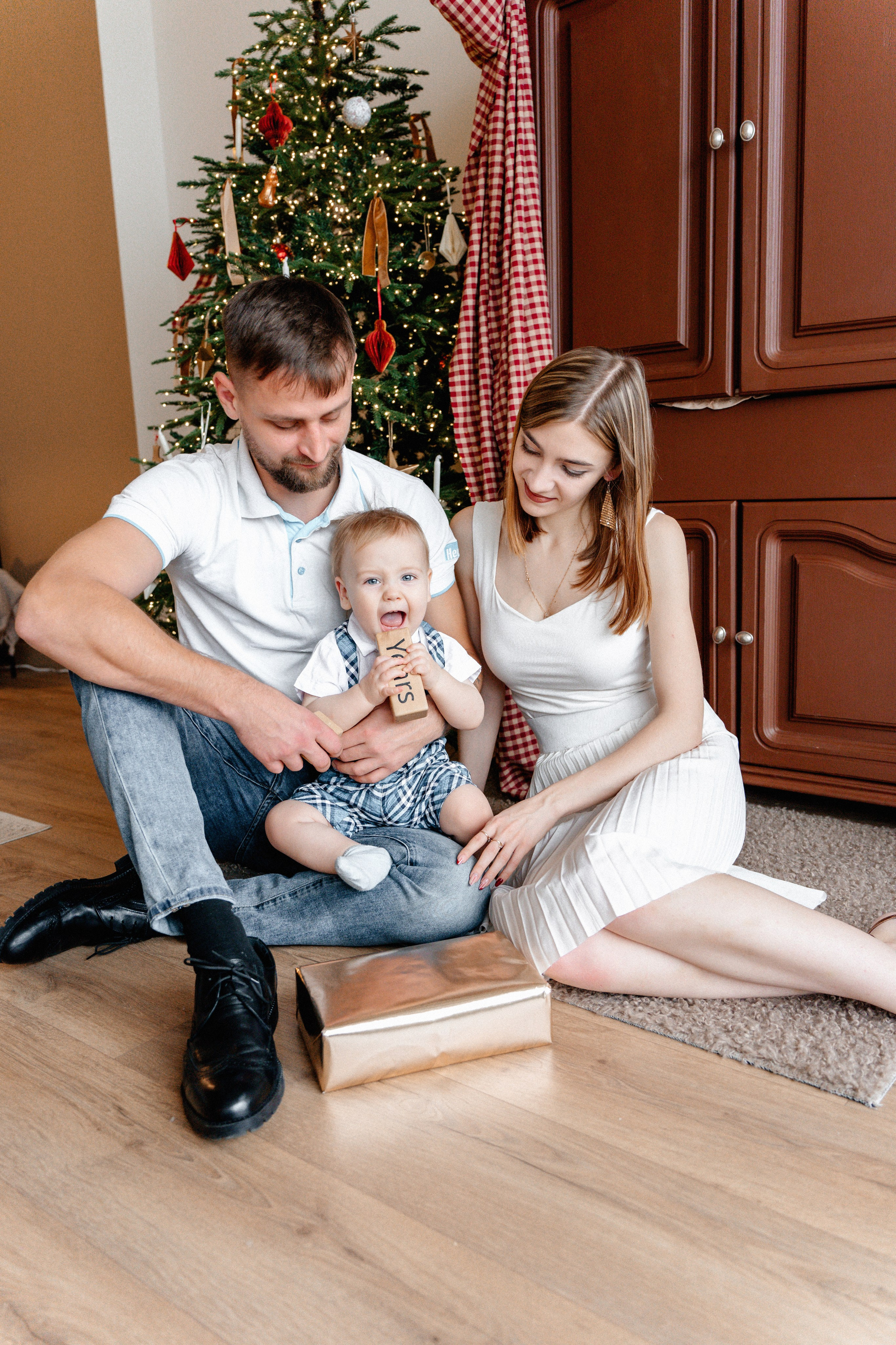 Наш сладкий малютка отметил годик. Ваш семейный фотограф в Минске — Вика Трегубова