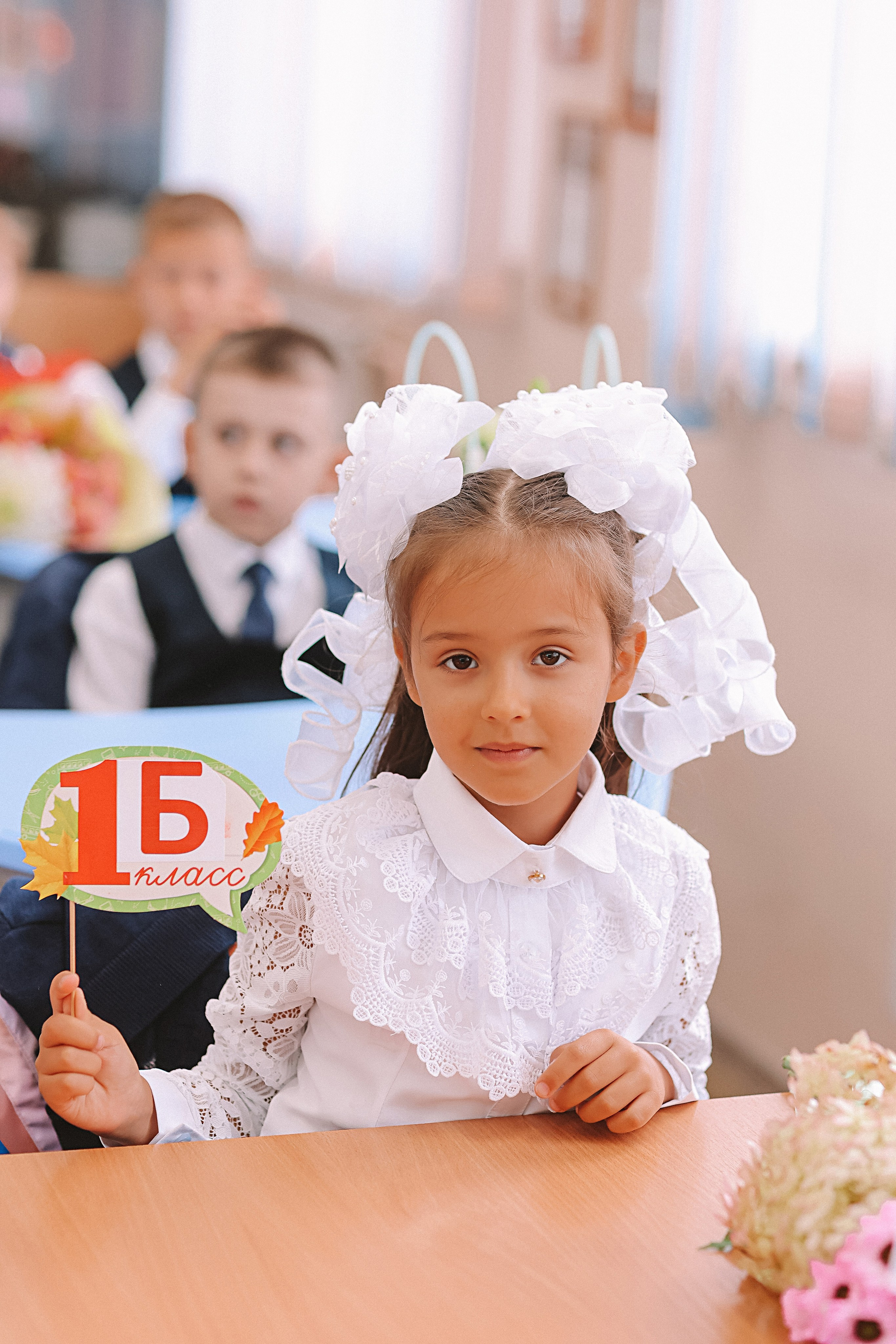 1 сентября линейка+кл час+портреты. Семейный фотограф Тюмень, фотограф на роды Салмина Мария