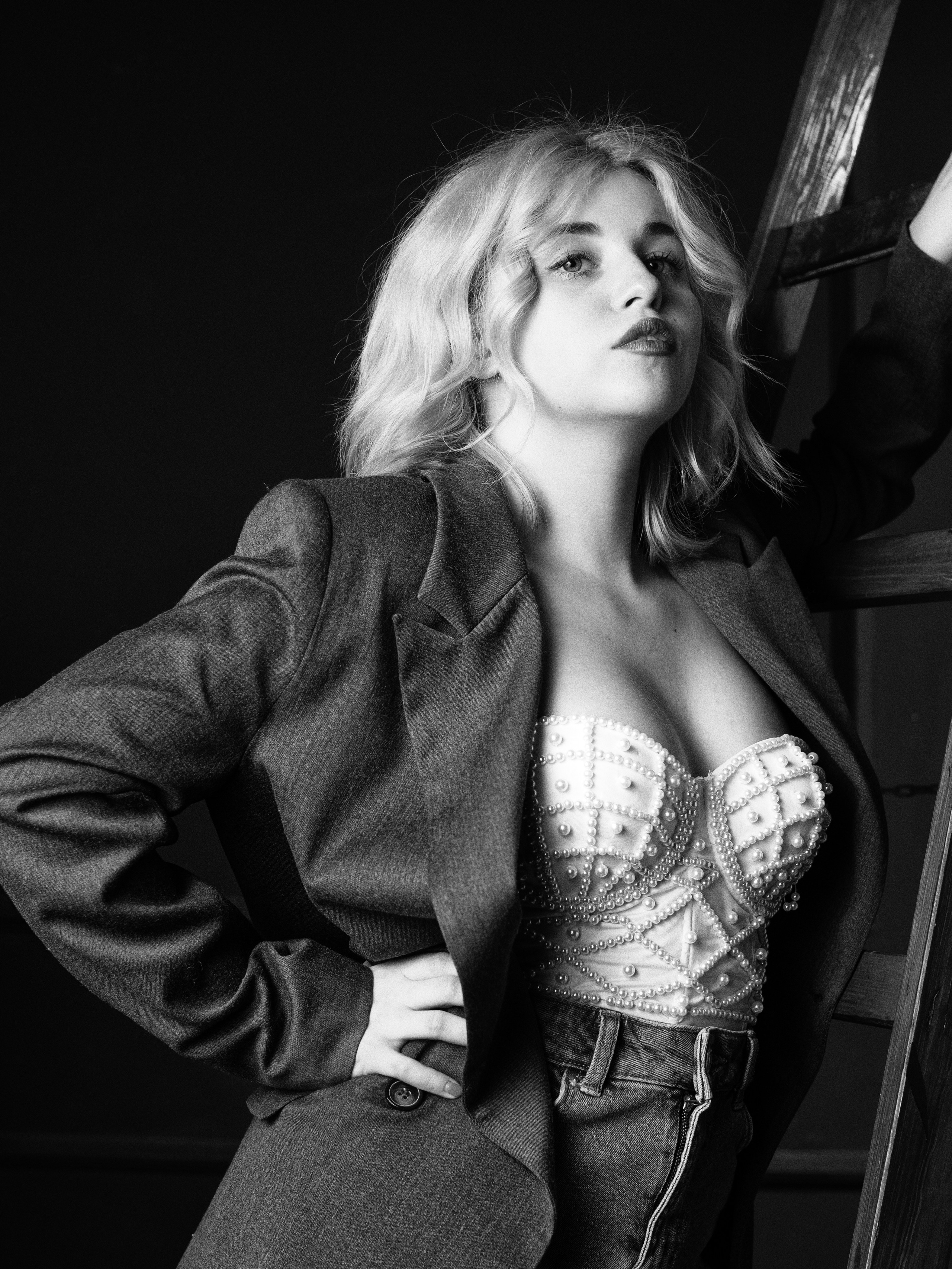 Студийная фотосессия для девушки. Яростный фотолюбитель Vervie Vitoe