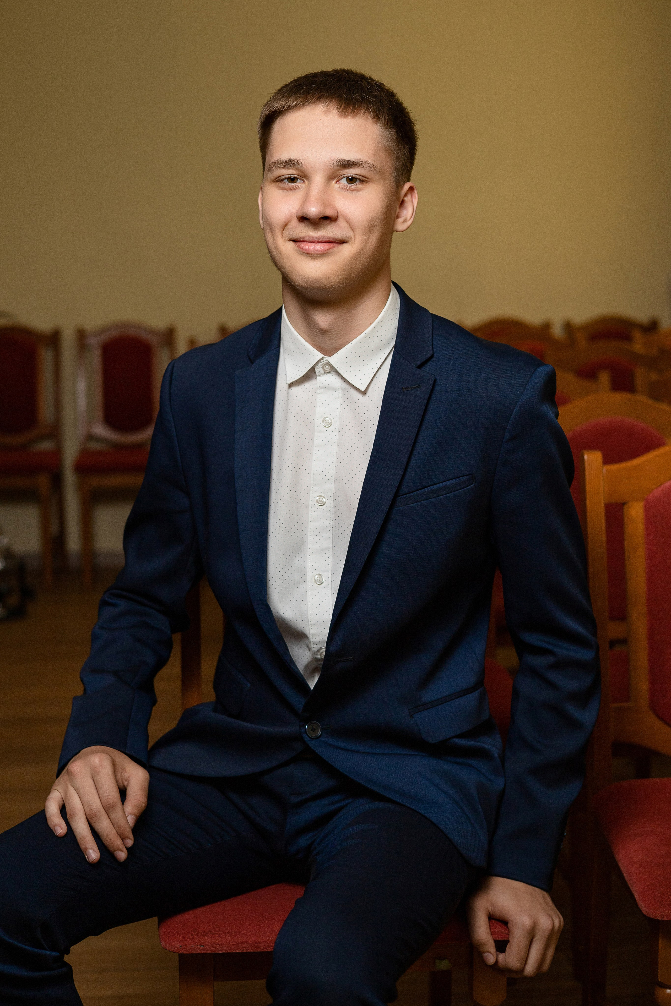 Выпускной альбом для выпускников музыкальной школы в Калининграде. Выпускные альбомы в Калининграде