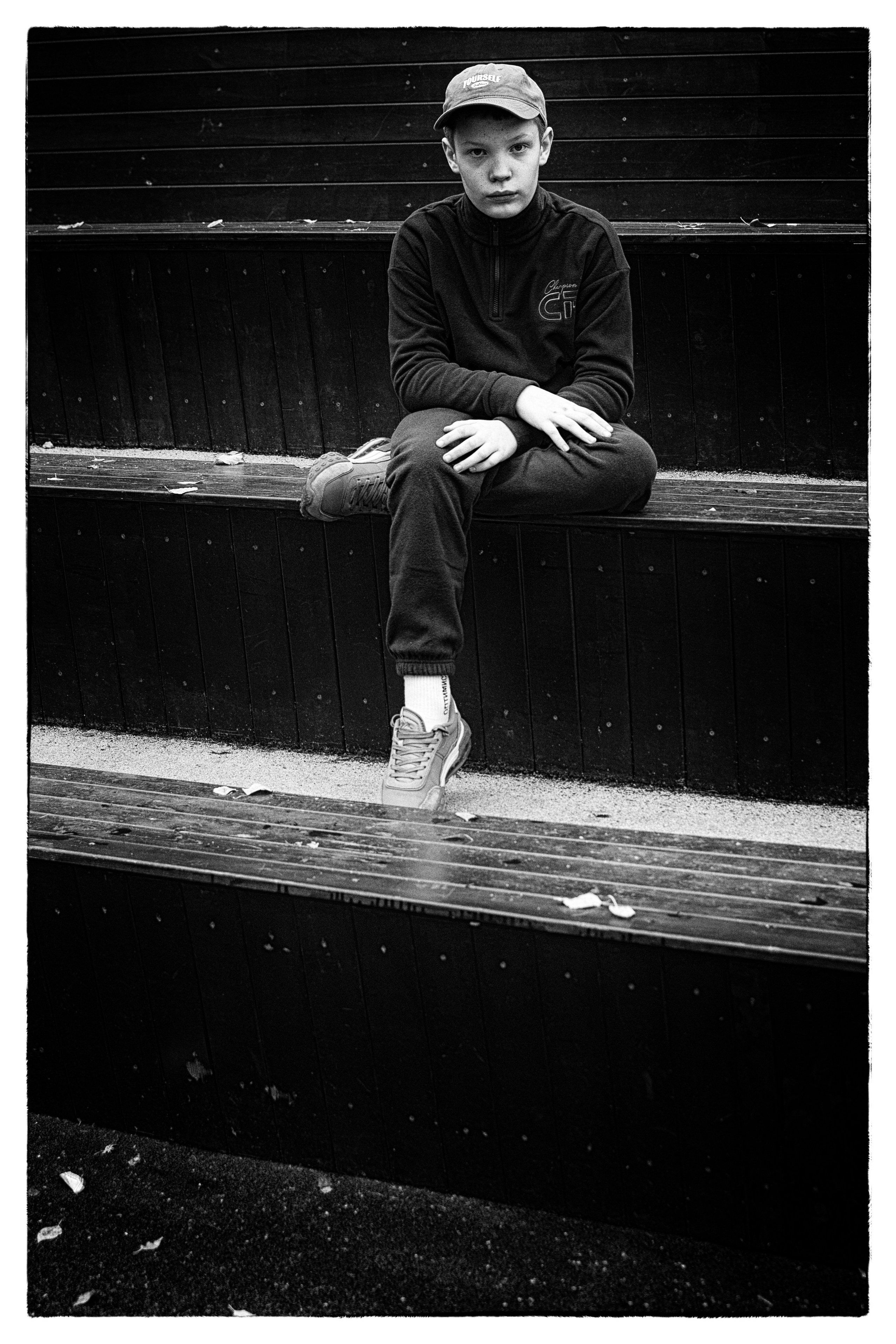 Фотосъемка в парке. Когда мысли громче ветра. Детский и семейный фотограф в Кирове Аня Шутова