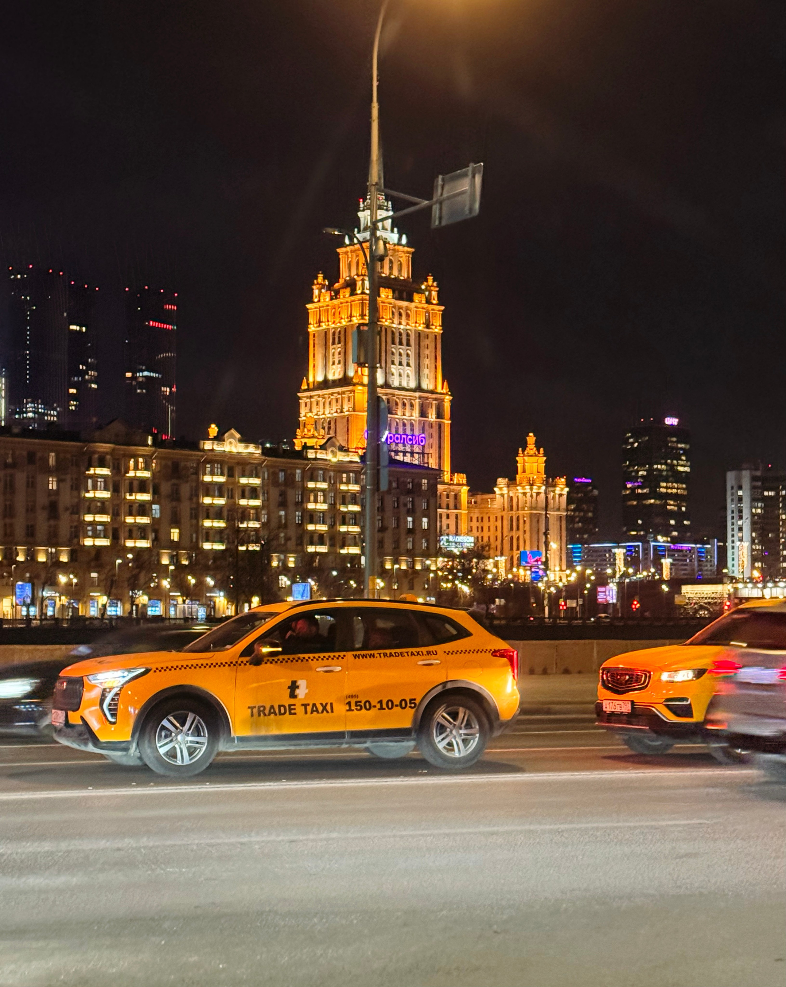 Фотопоток. Проект «Фотокладовка»: блог уличной фотографии в формате street photo