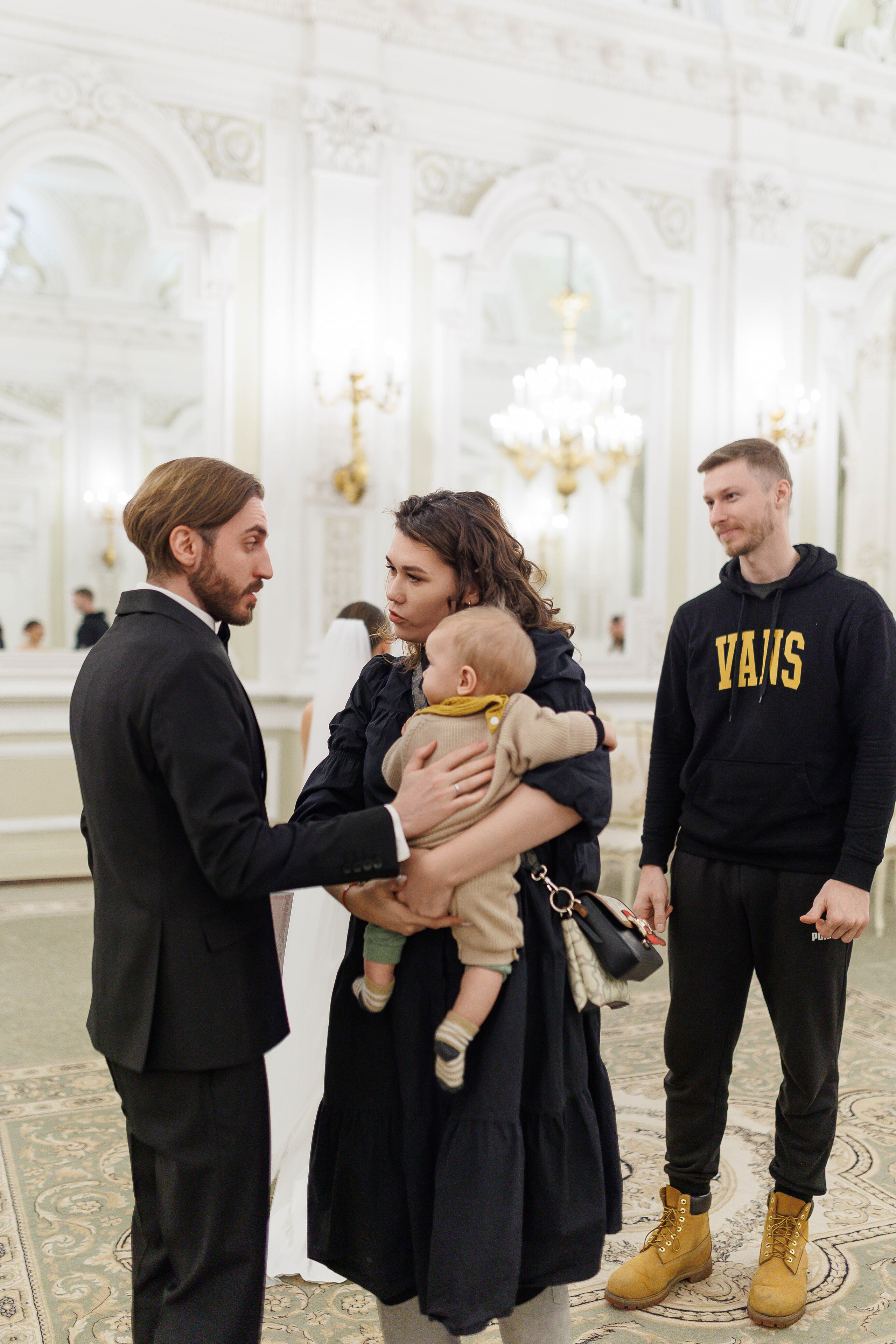 ···. Свадебный фотограф в Санкт-Петербурге Александра Чукавина