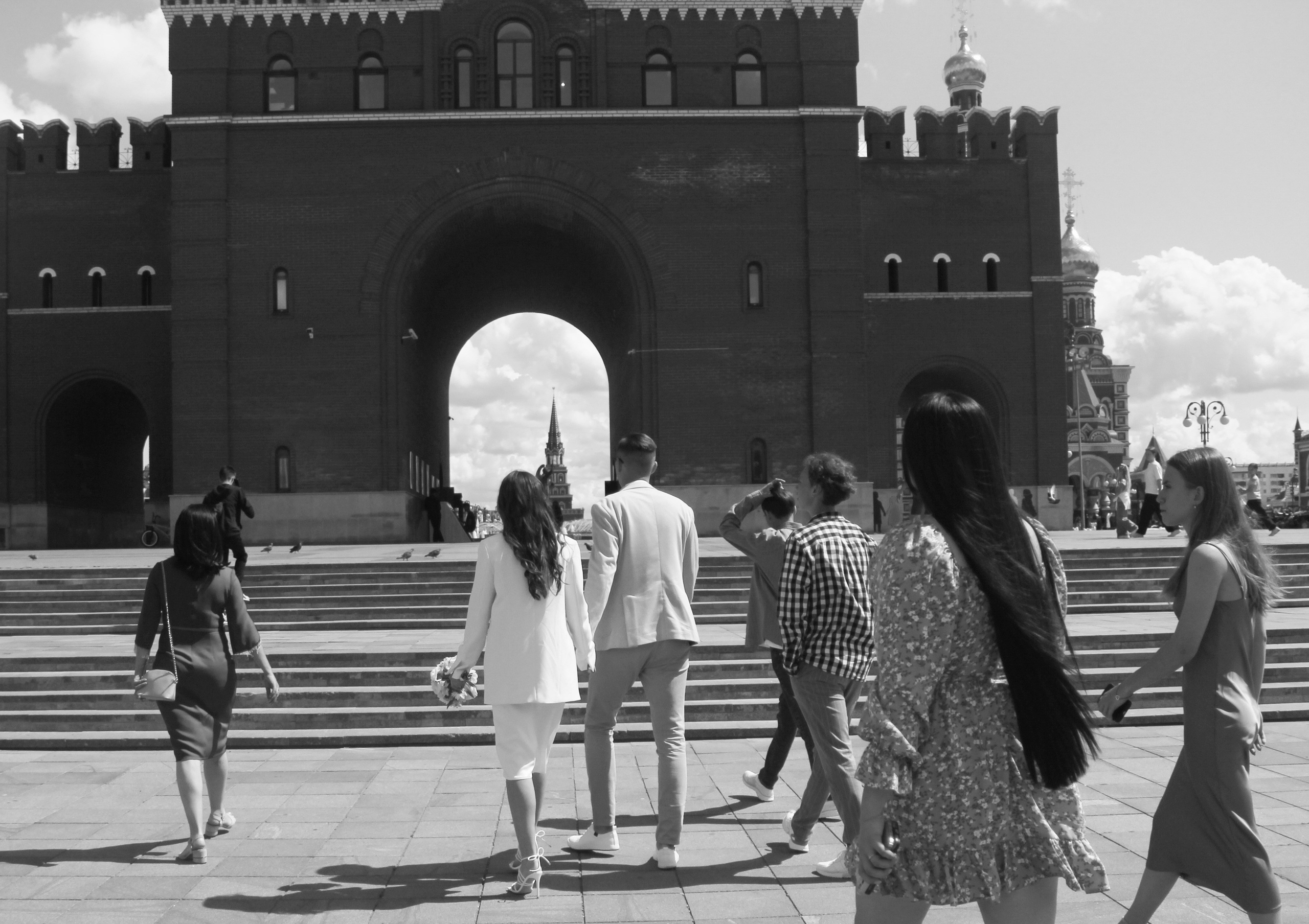 Одно счастье на двоих. Главная