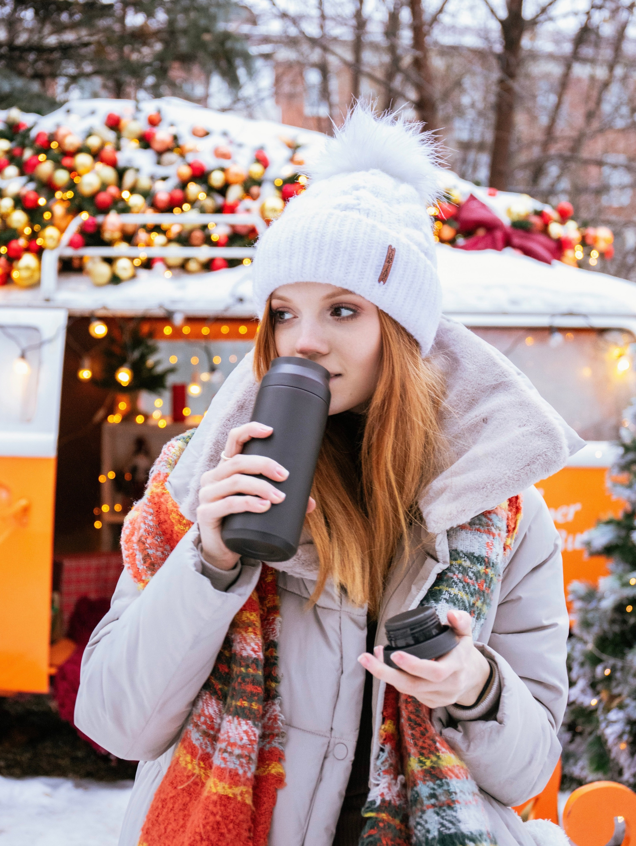 Новогодняя съемка с локацией «автобус». Свадебный и семейный фотограф в Москве Мила Широких