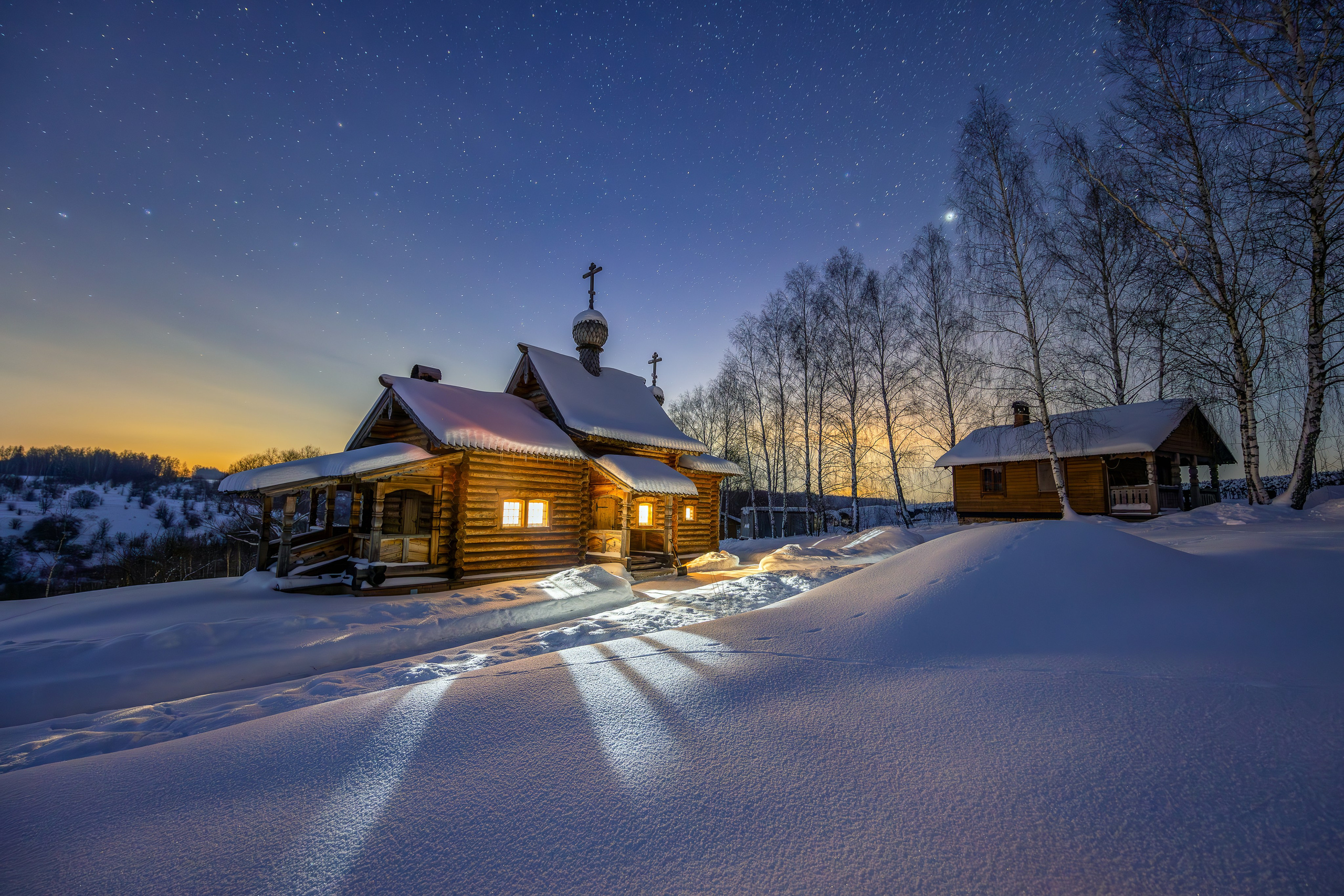 Церковь Михаила Архангела. Фотохудожник Артём Парамонов