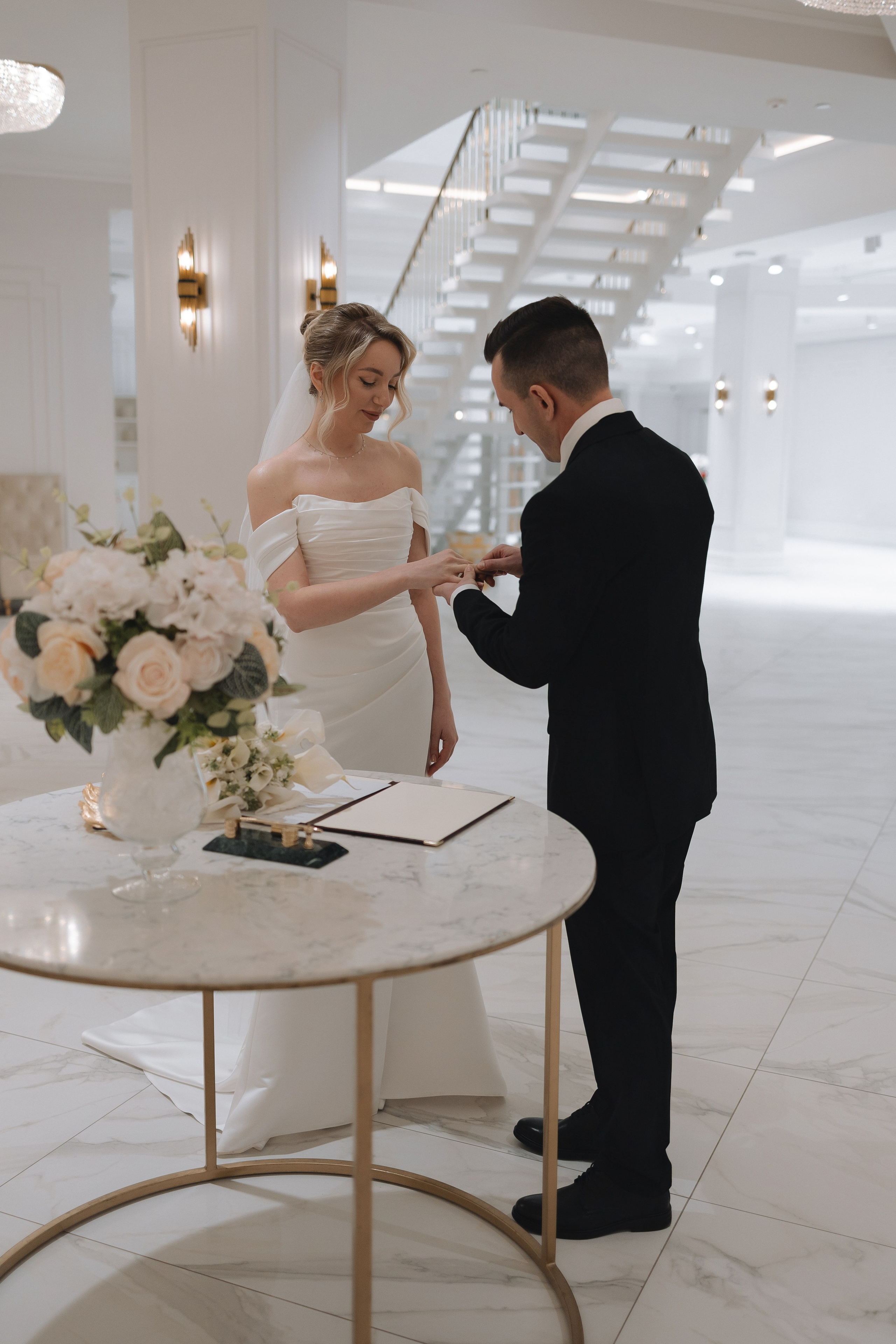 Саша и Женя (2025). Свадебный и семейный фотограф в Москве Яна Шувалова