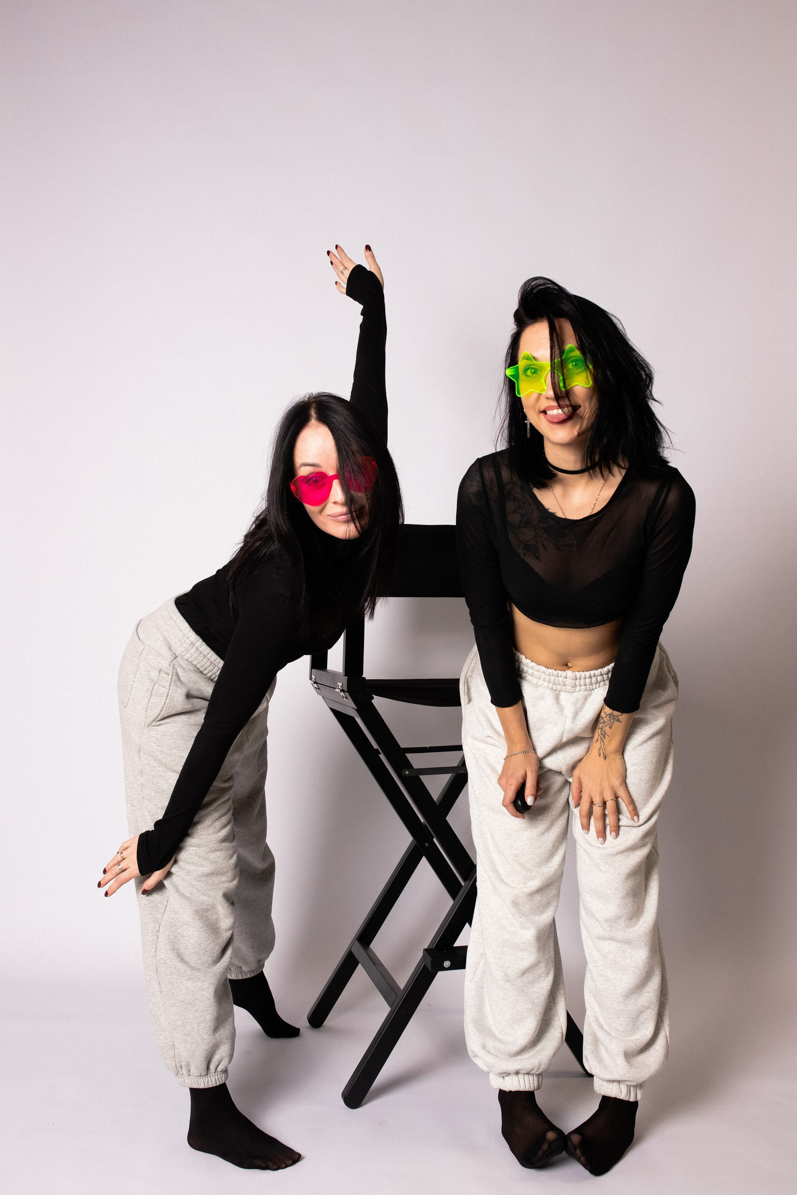 Друзья. Фотостудия без фотографа в Санкт-Петербурге (Сделай свой автопортрет)