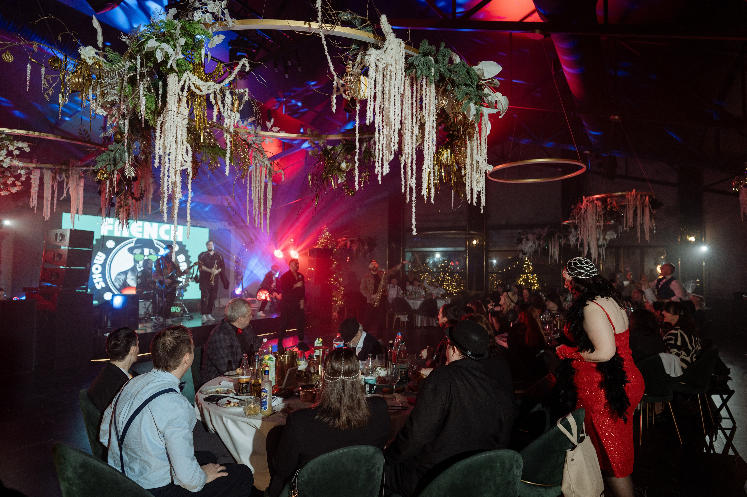 Альбион Тур