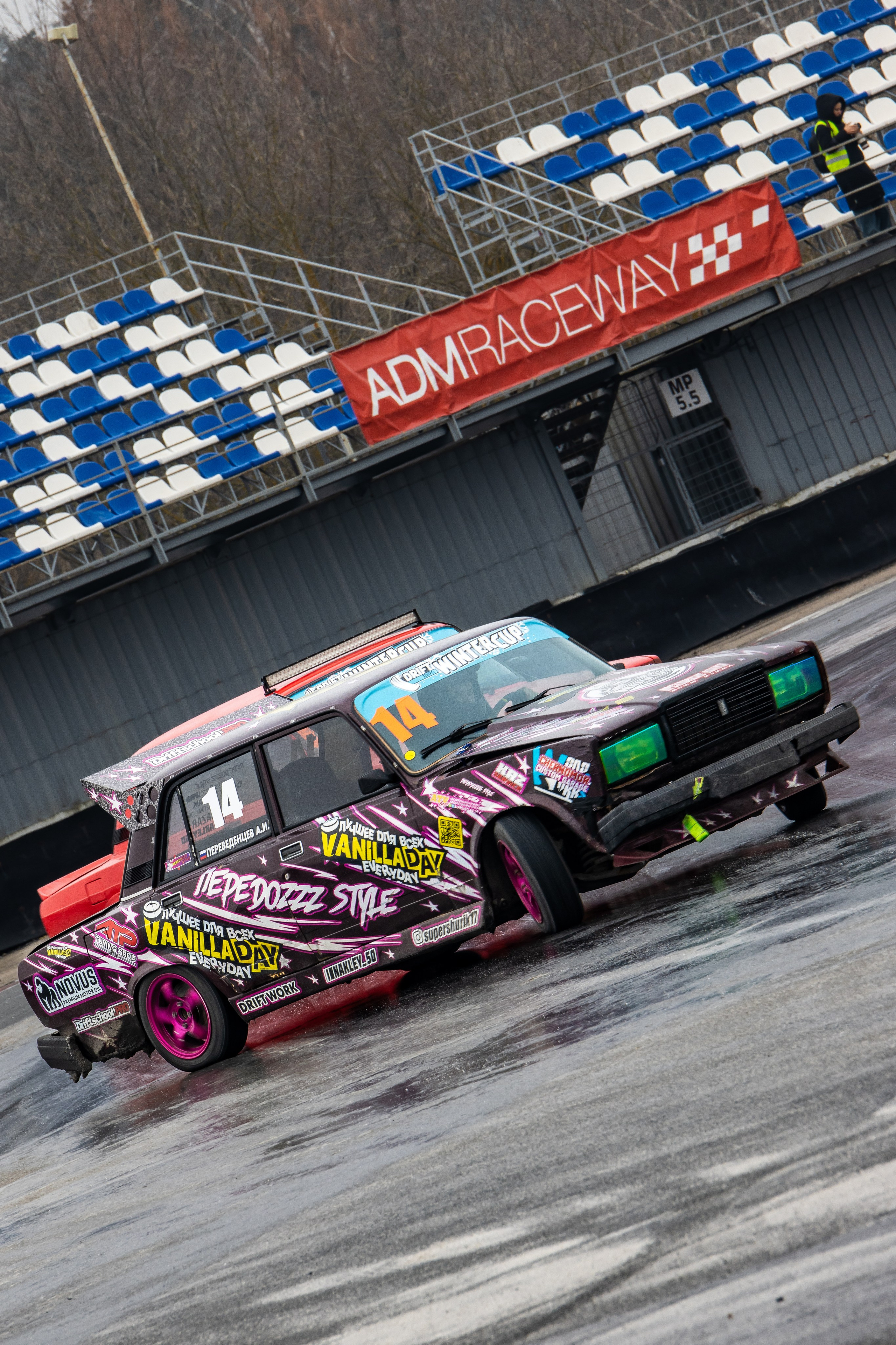 DriftExpo WinterMode 09.02.25. Репортажная, студийная, свадебная, автоспорт, коммерческая, фотосессия: Фотографы Николай и Елена DvoTar