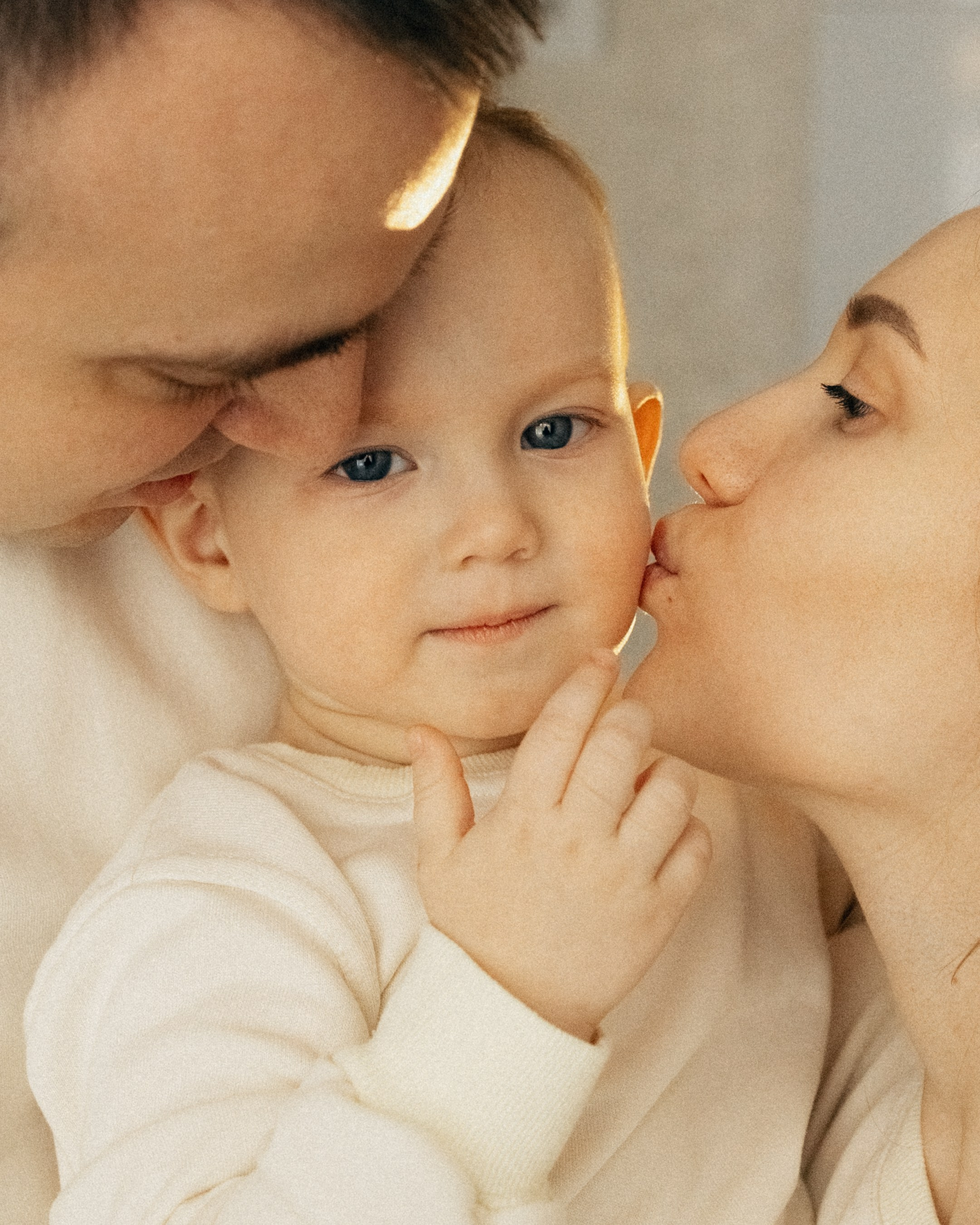 Домашнее утро. Свадебный и портретный фотограф в Новосибирске Любовь Исакова