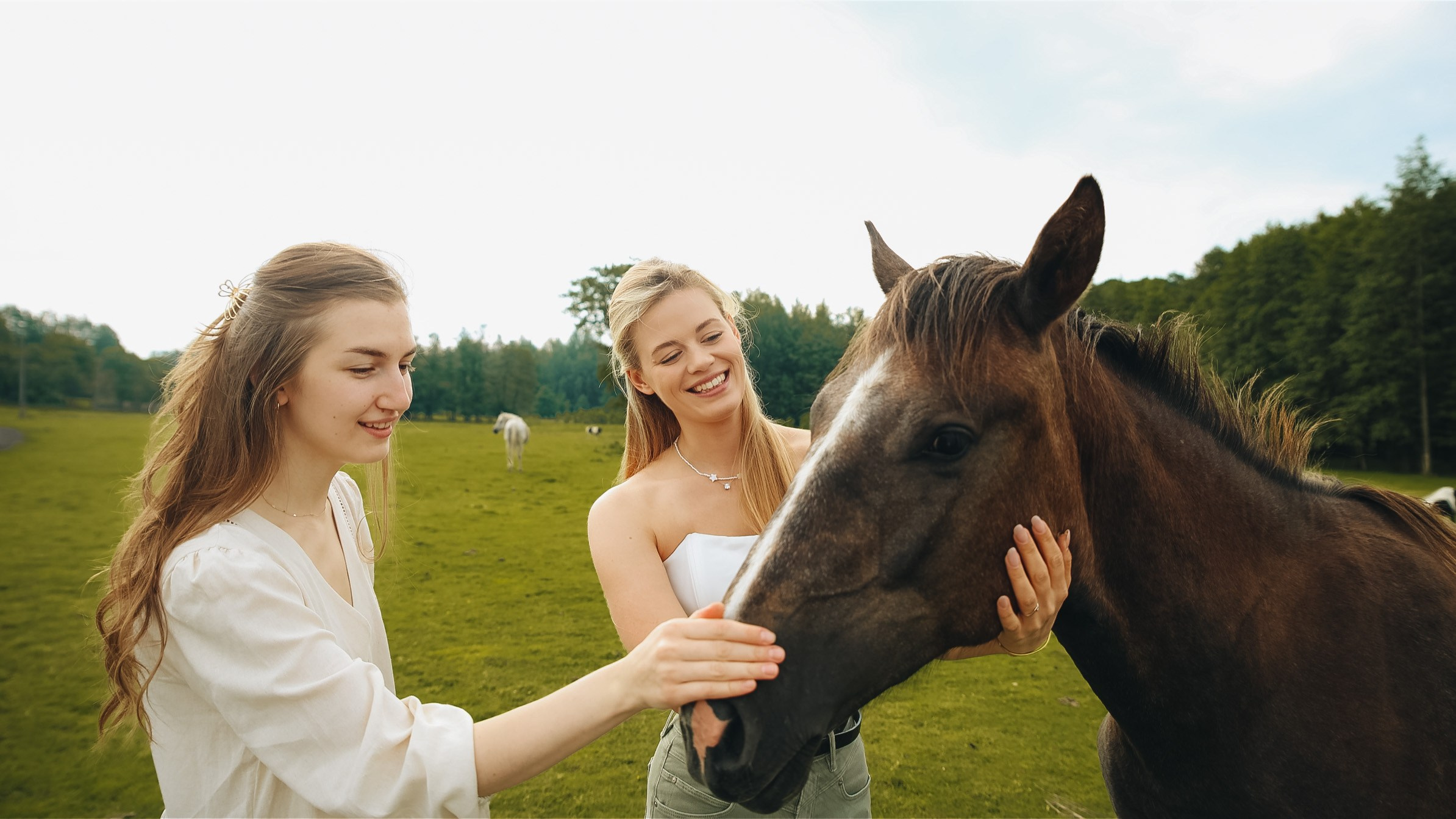 Тур — девичник LEF.TRAVEL.CLUB. KRIS KRUPINNIKOVA