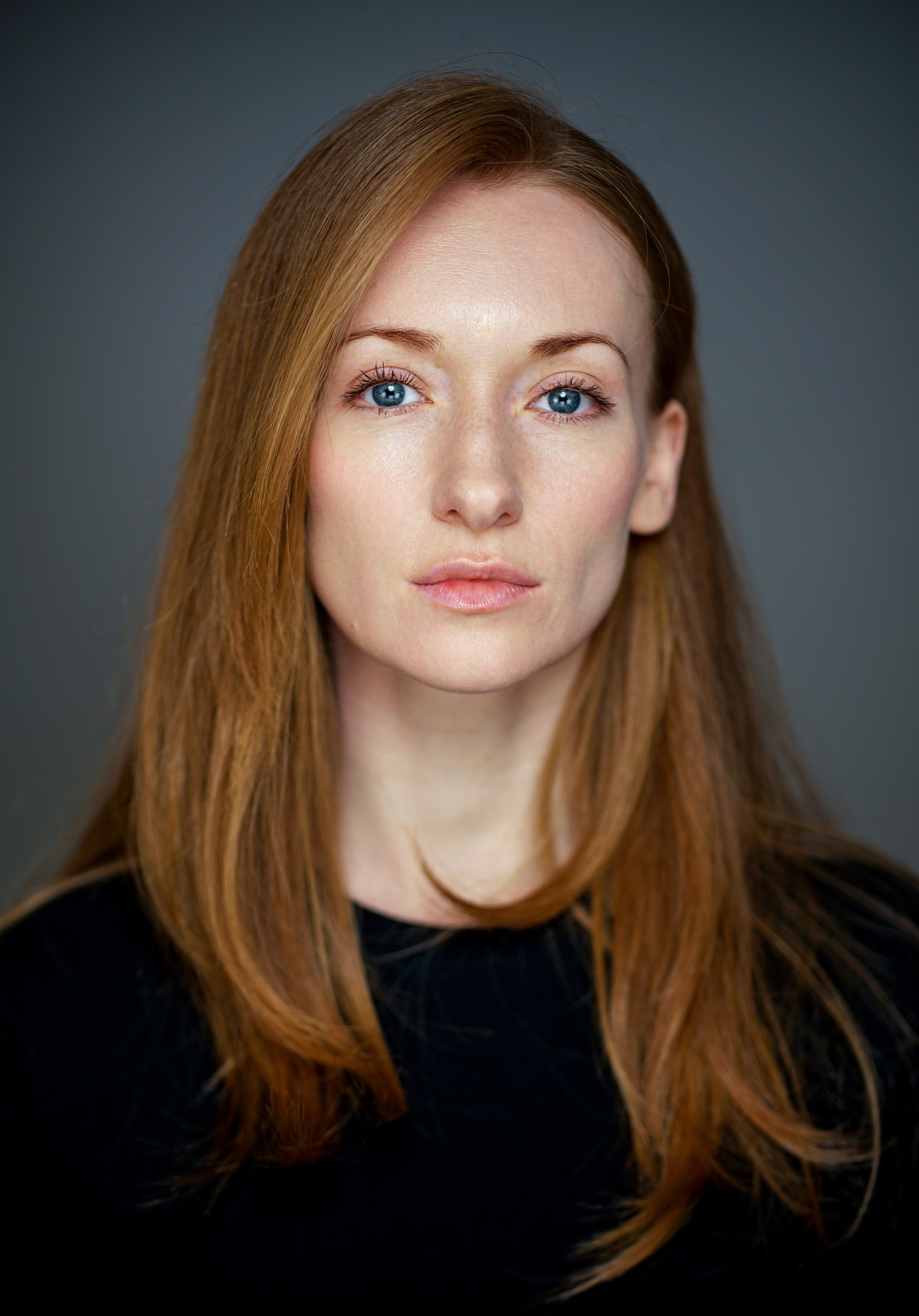 Актриса Алина Чернобровкина. Портретная съемка в Москве, студийный фотограф Игорь Фомин