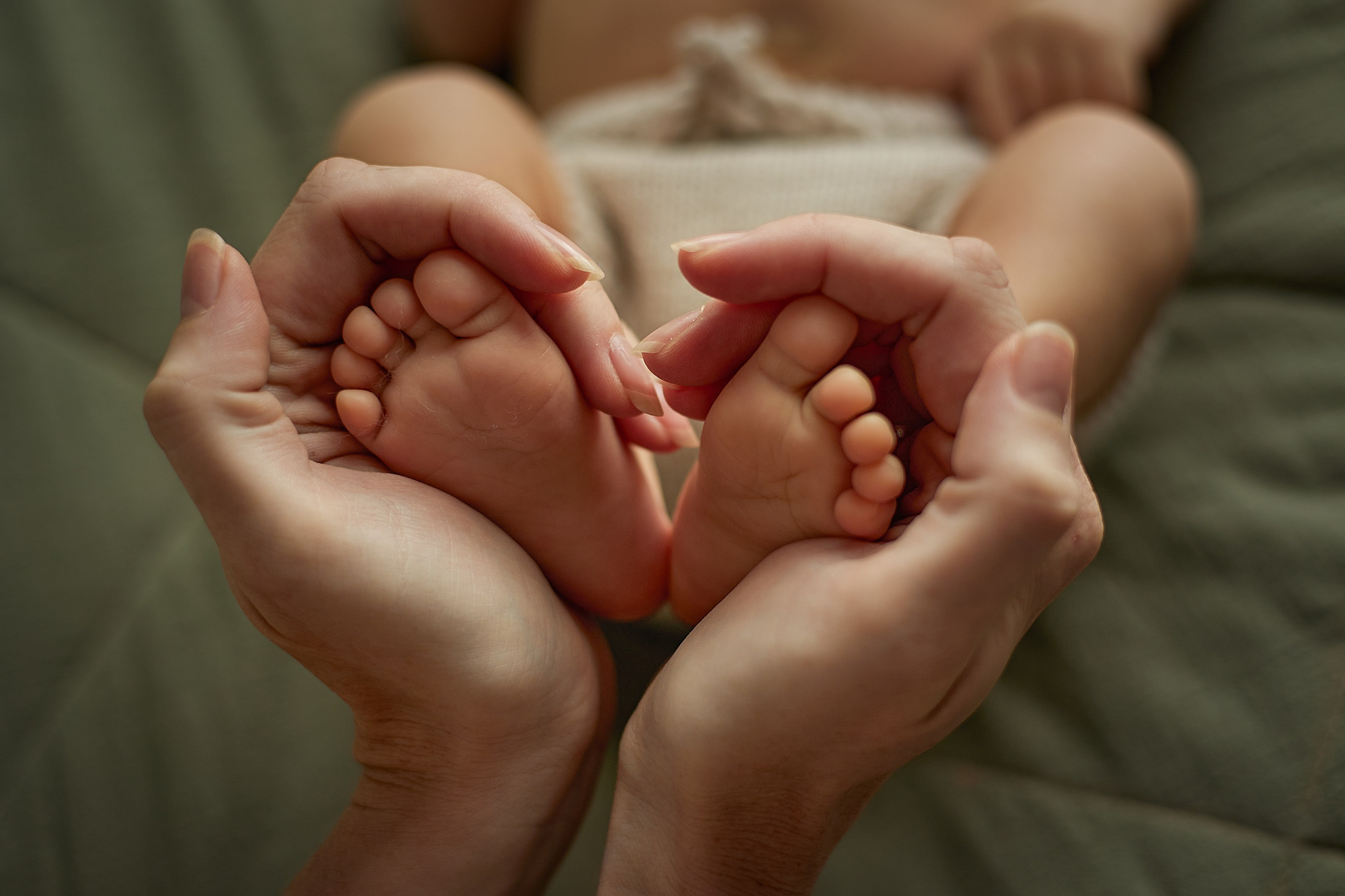 Newborn. Фотограф женского портрета, беременности и материнства Харькова Елена