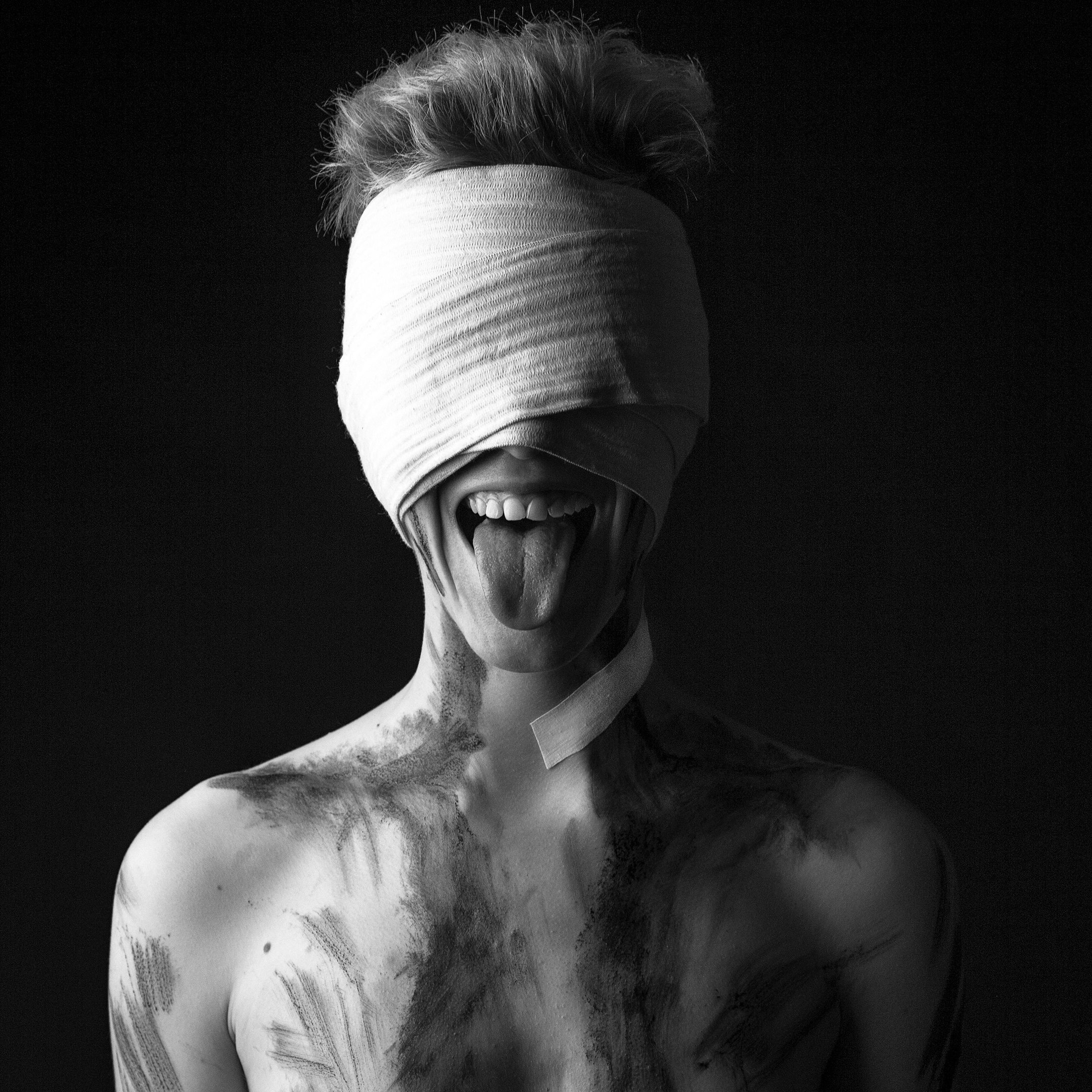 Данил Прокопенко серия Я танцую со своими демонами