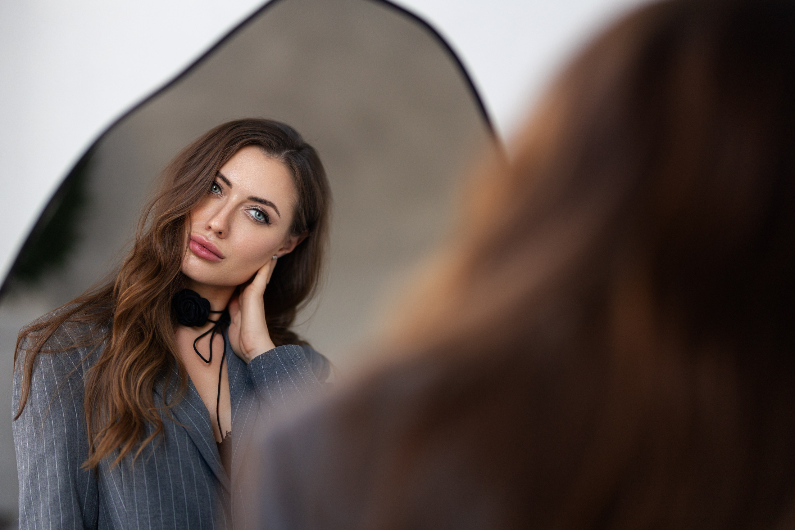 Студийный фотосет в интерьере с Анастасией в формате для «себя». Дмитрий Шульгин, портретный фотограф в Воронеже