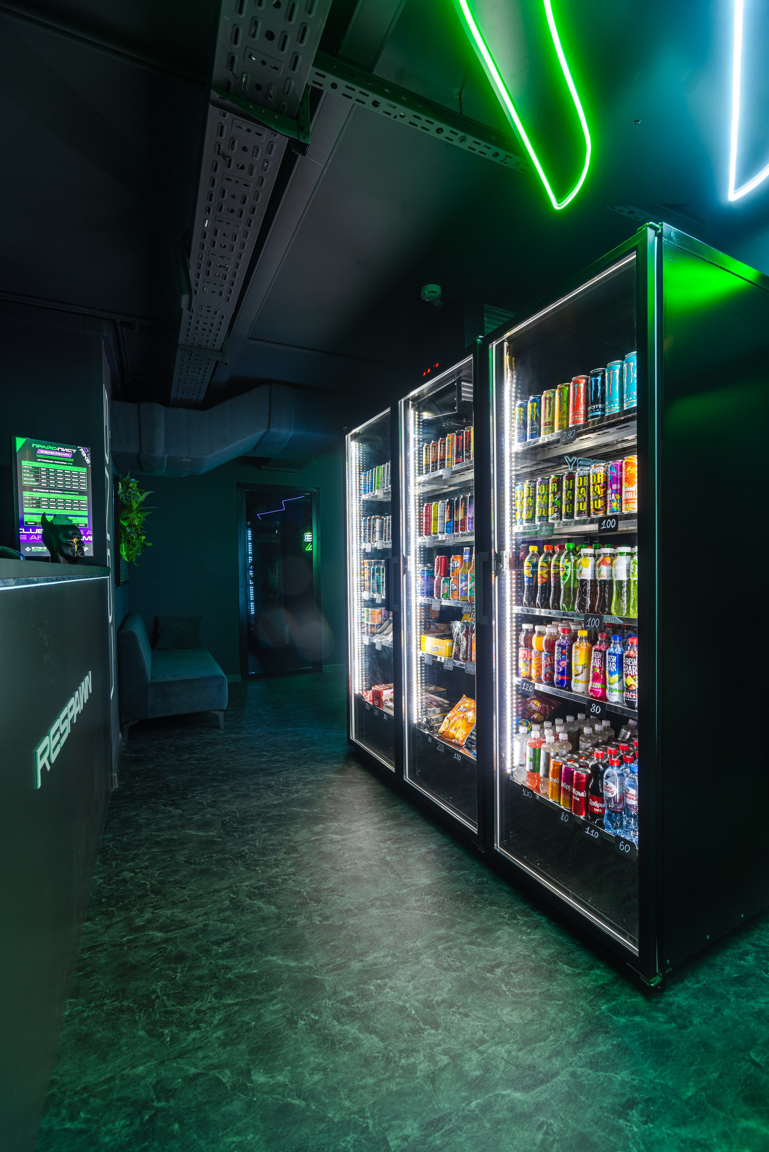 Фотосъемка для компьютерного клуба. Интерьерный и репортажный фотограф в Санкт-Петербурге