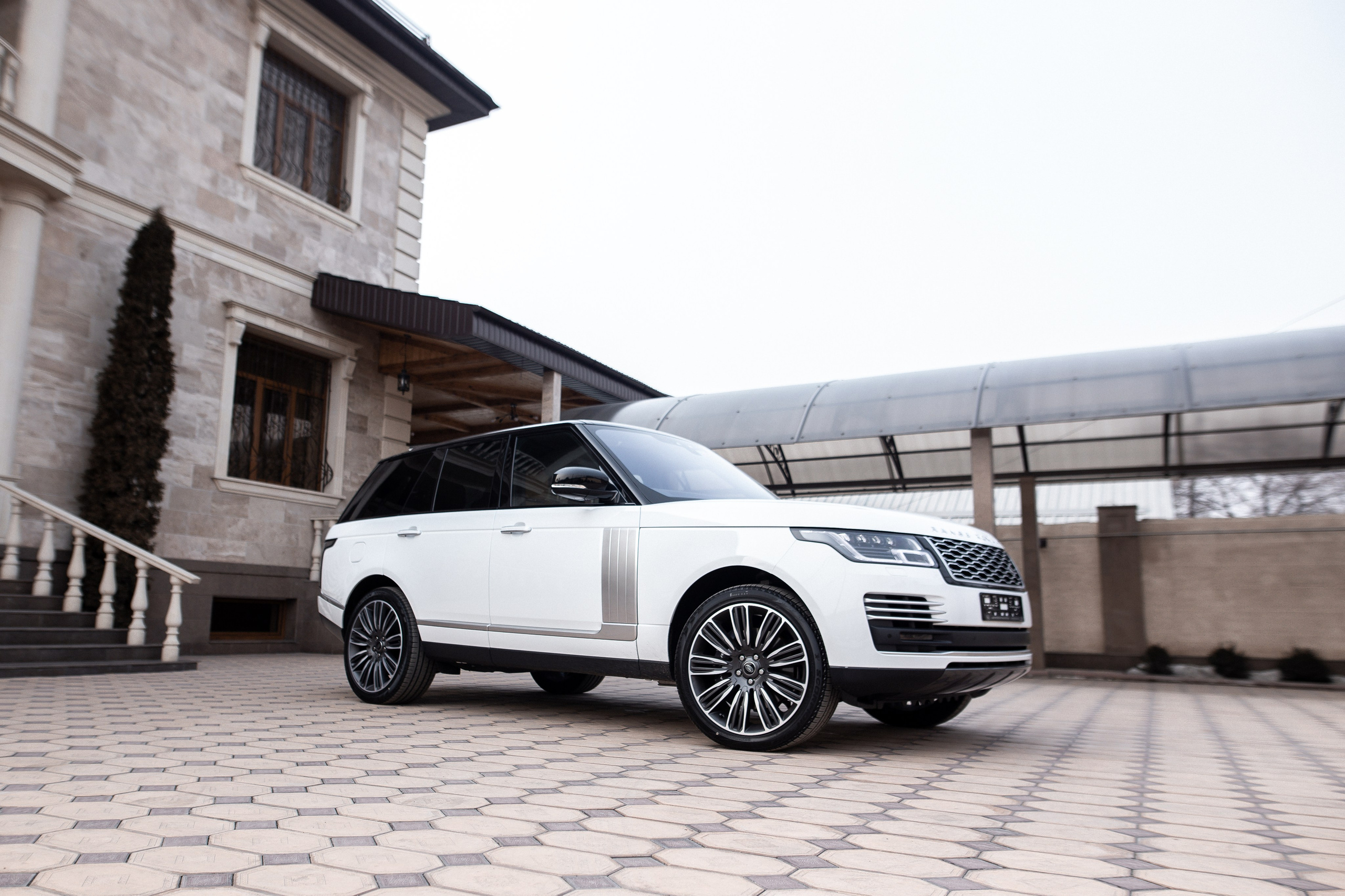 Автомобильная фотосъёмка. Рекламный и портретный фотограф в Алматы — Серекпаев Танирхан