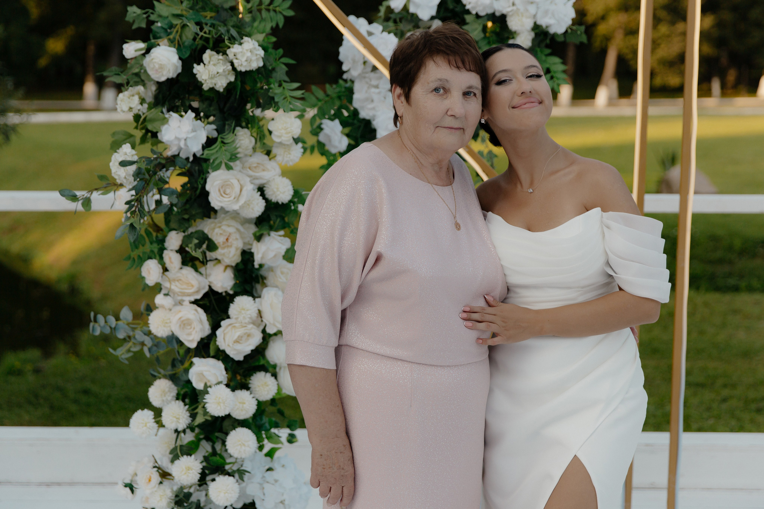 31.08.2024. RETOUCH-HOUSE