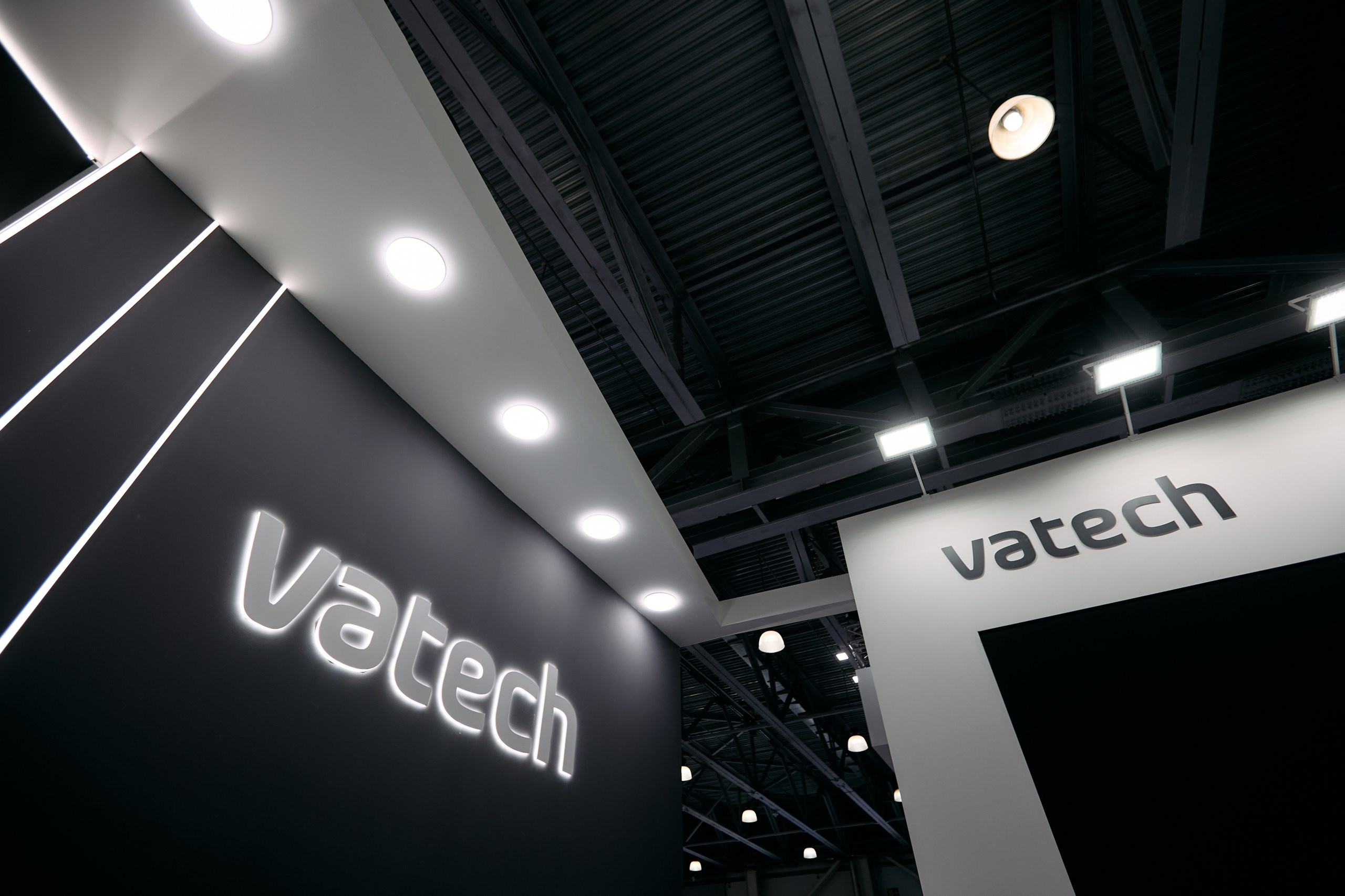 Дентал Салон 2026: Vatech. Свадебный и репортажный фотограф Дмитрий Кононенко