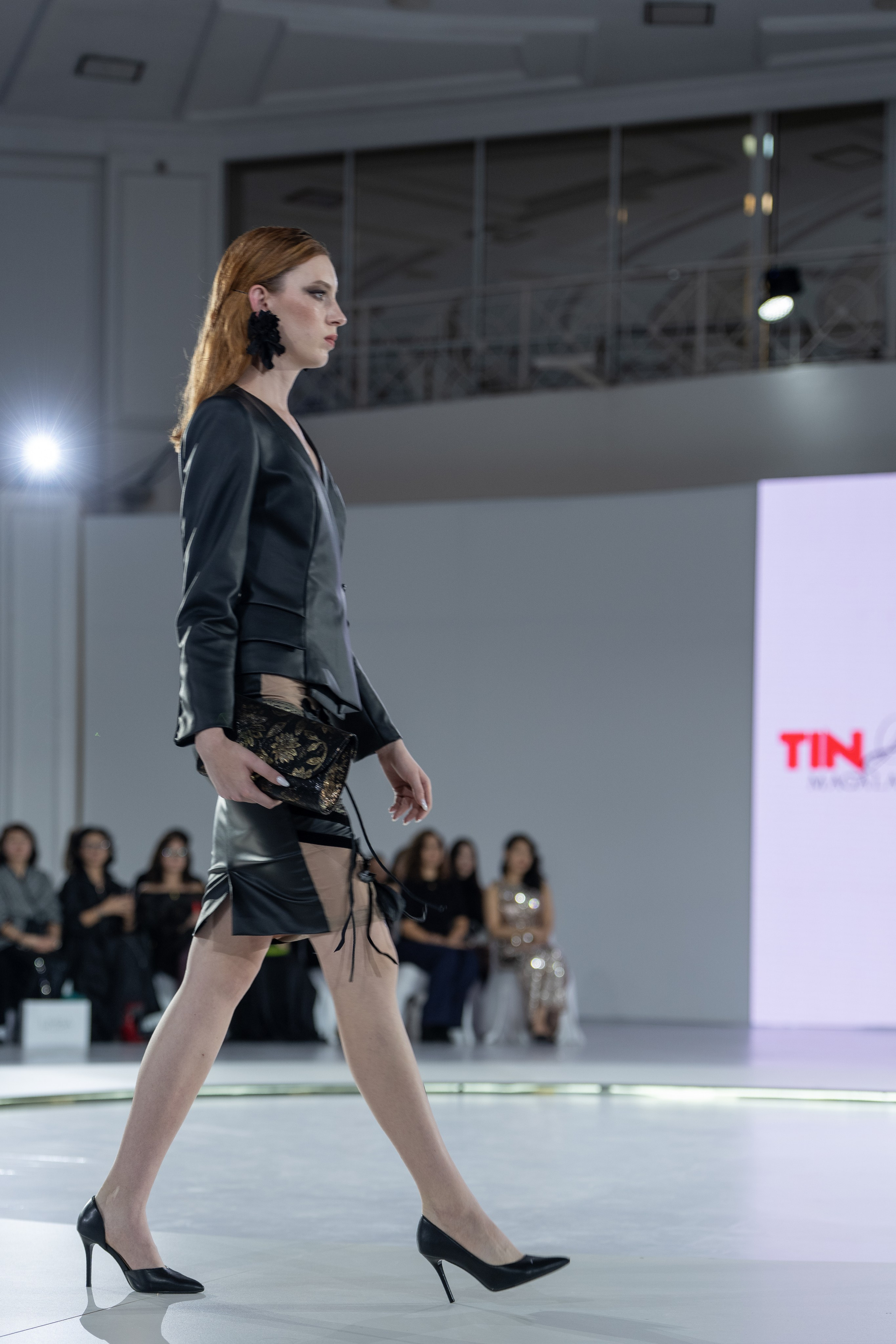 Brand TinAtin Magalashvilu. Сайт Алматинского НЮ АРТ, будуар и фэшн фотографа Дениса Карпенко