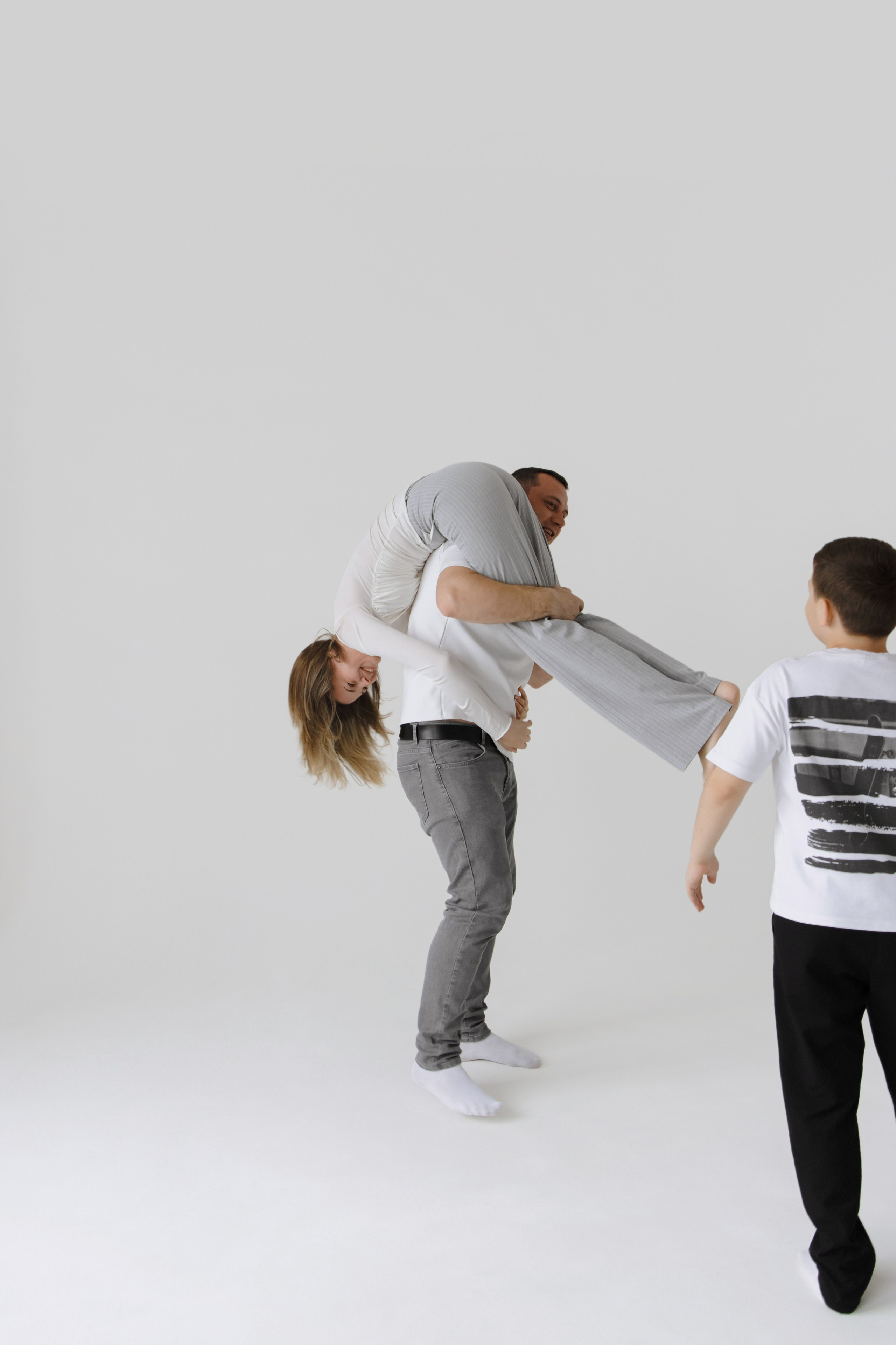 Анатолий, Вероника, Богдан и Полина. Фотограф Олеся Голева