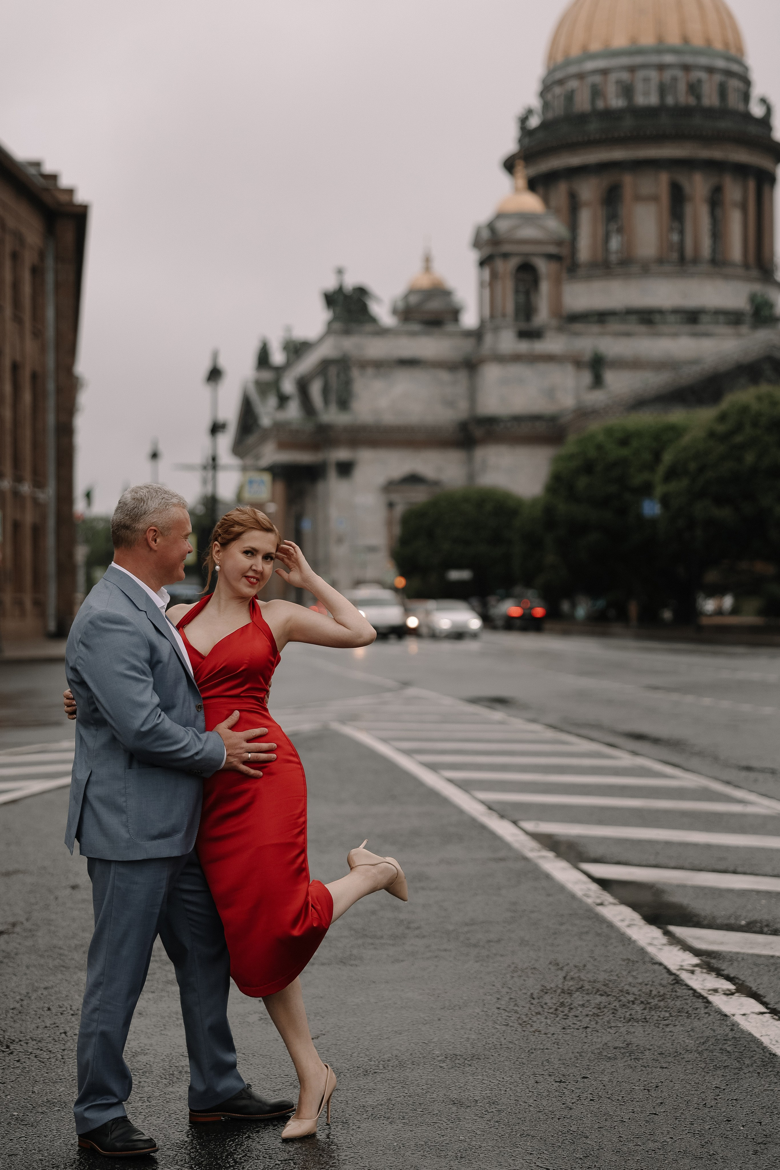 Дождь и поцелуи. Свадебный и семейный Фотограф Денис Кошель