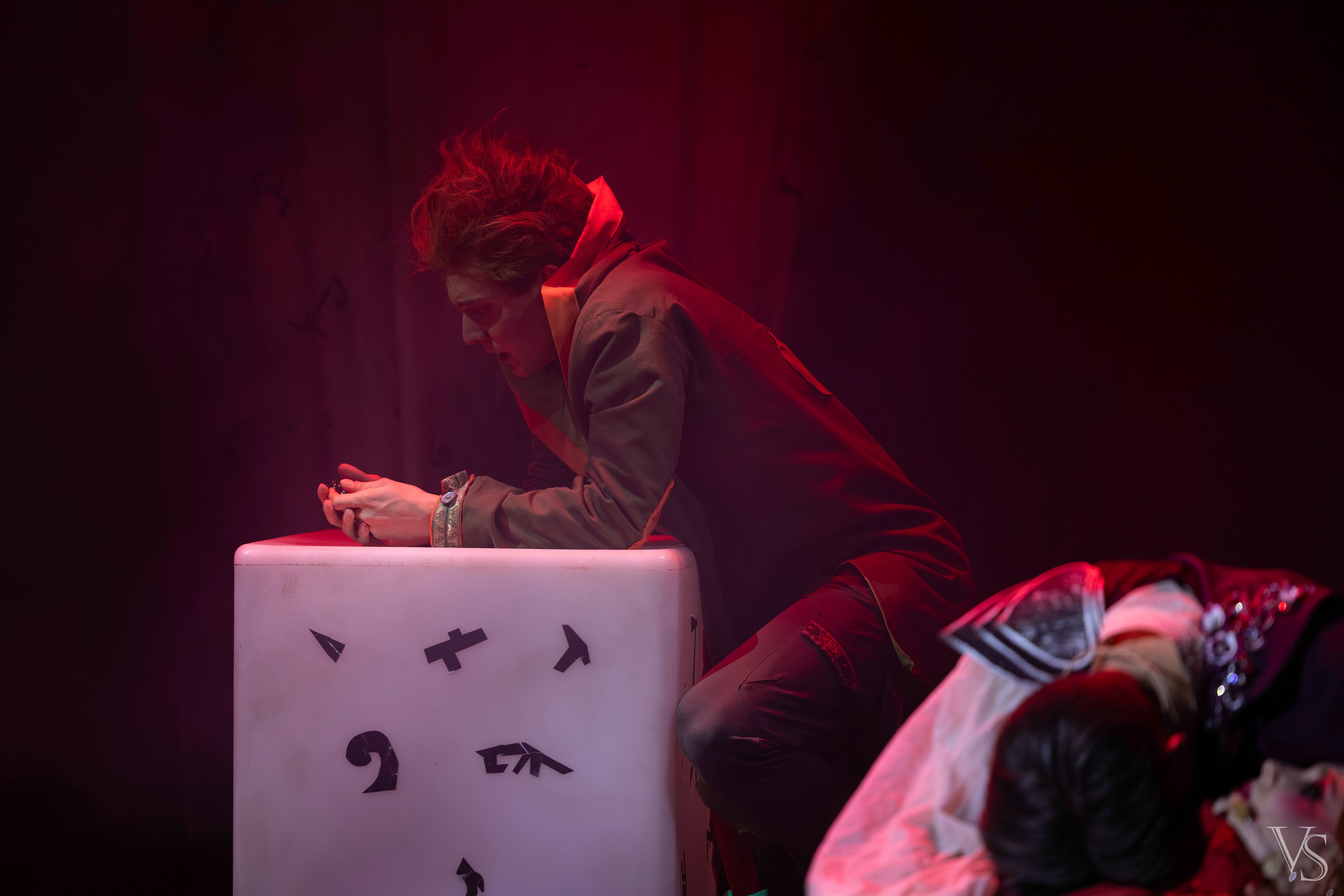 Книга стихий 25.01. Фотограф Виктор Степанов