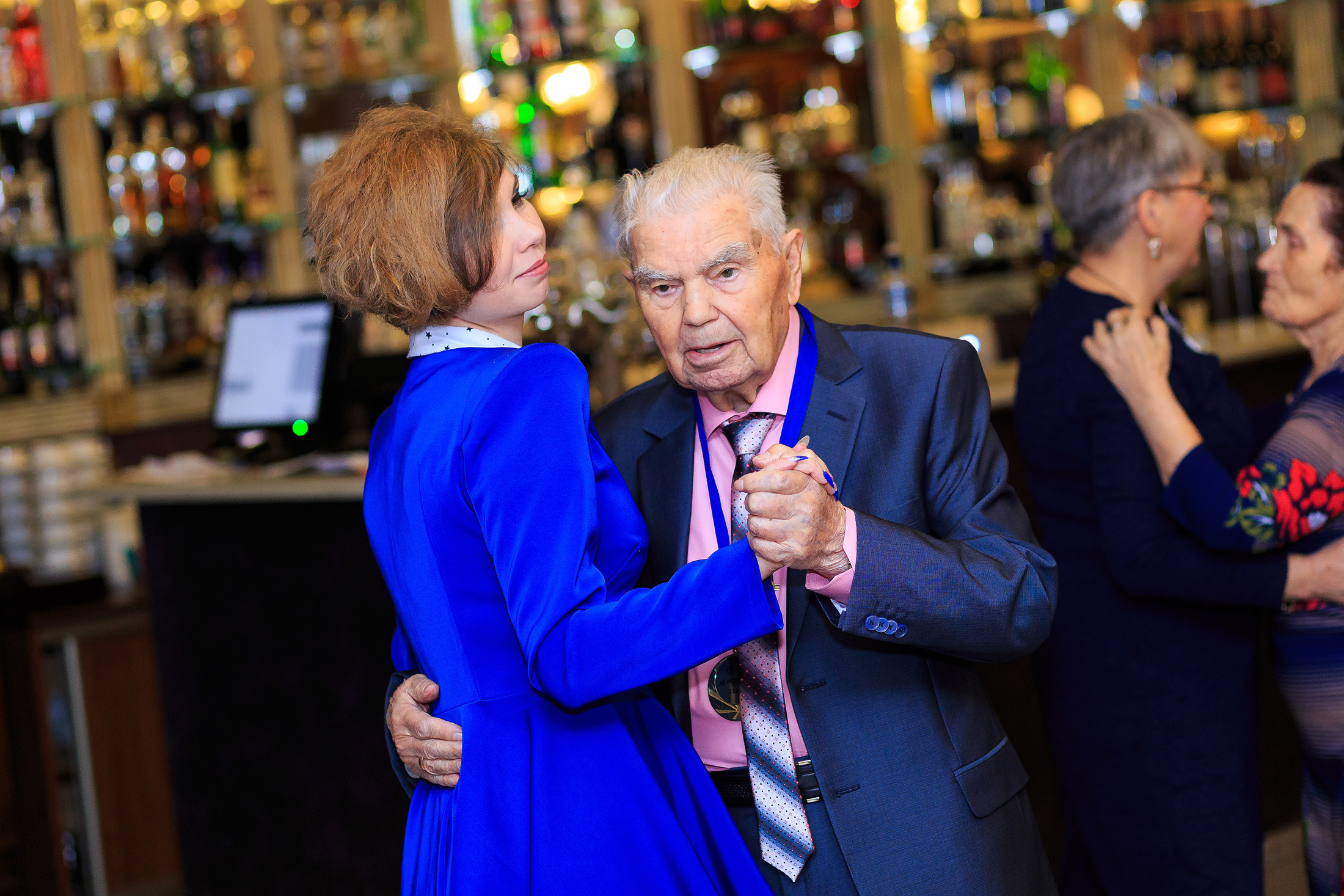 Фотограф на юбилей день рождения в Перми. Свадебный и семейный фотограф в Перми Андрей Желнин