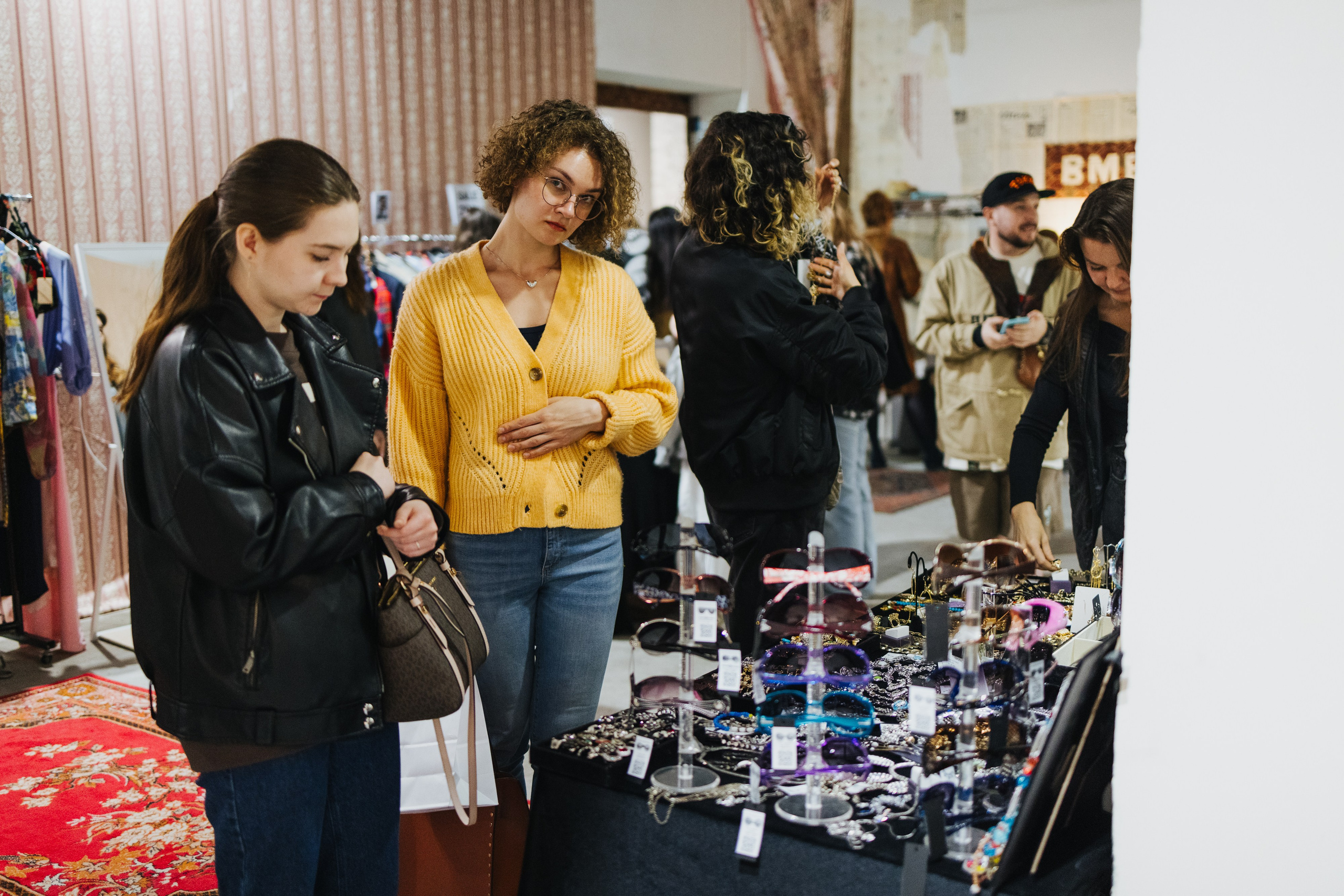 28–29 апреля 2024 в Типографии Сытина / День 1/ фото Валерий Белобеев. Фотоотчеты «Ламбада-маркета»
