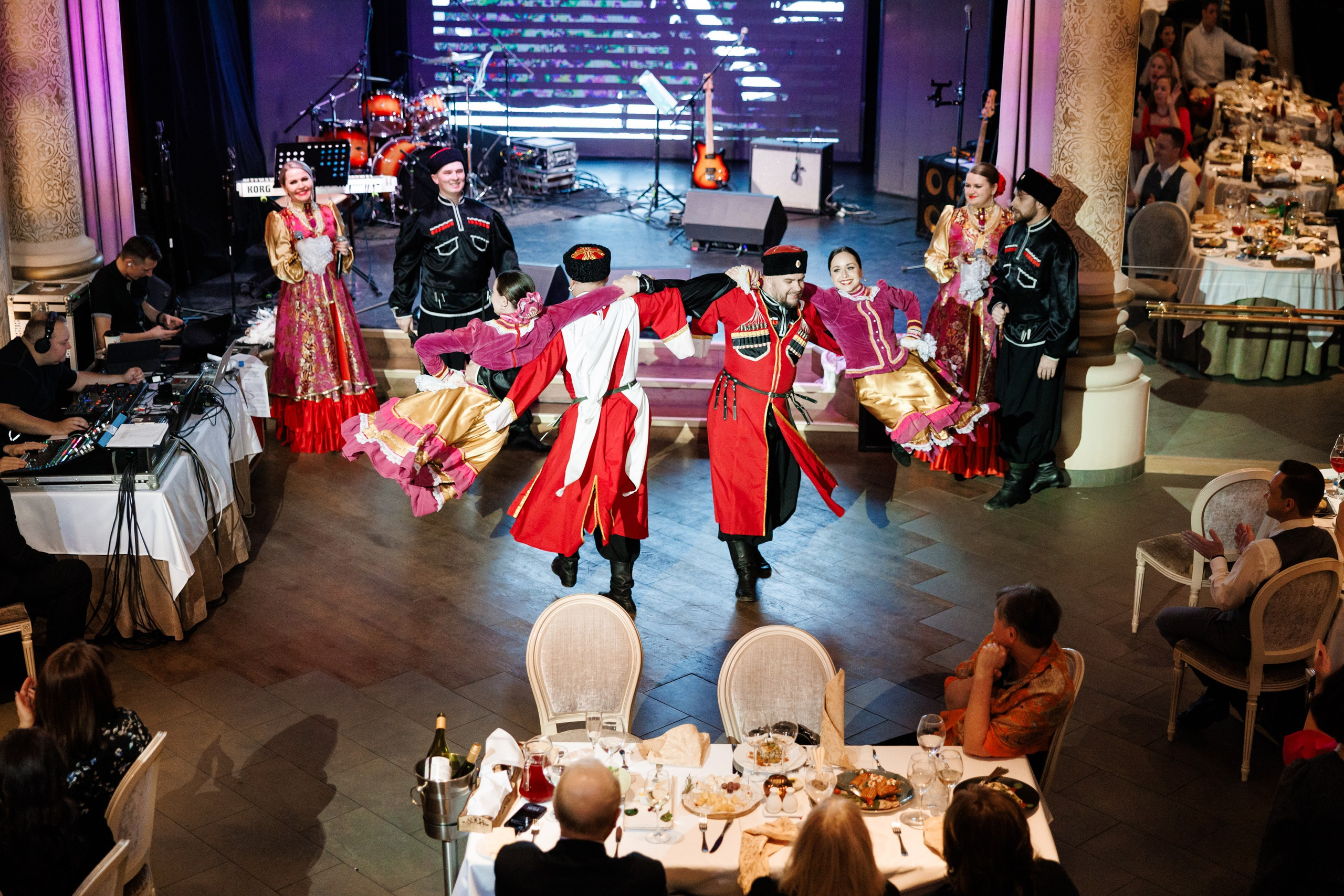 Новогодний корпоратив в ресторане Тройка. Фотограф в Санкт-Петербурге — Сергей Петров