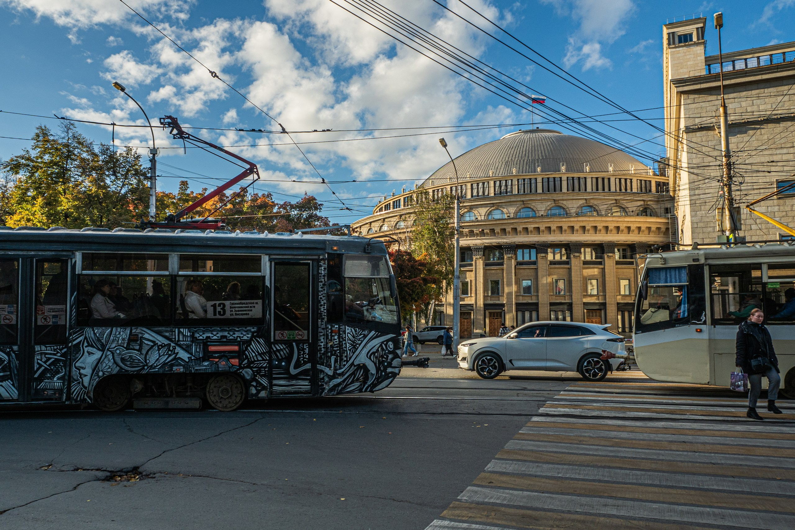 36 видов Театра оперы и балета. Фотограф Алексей Школдин. Новосибирск