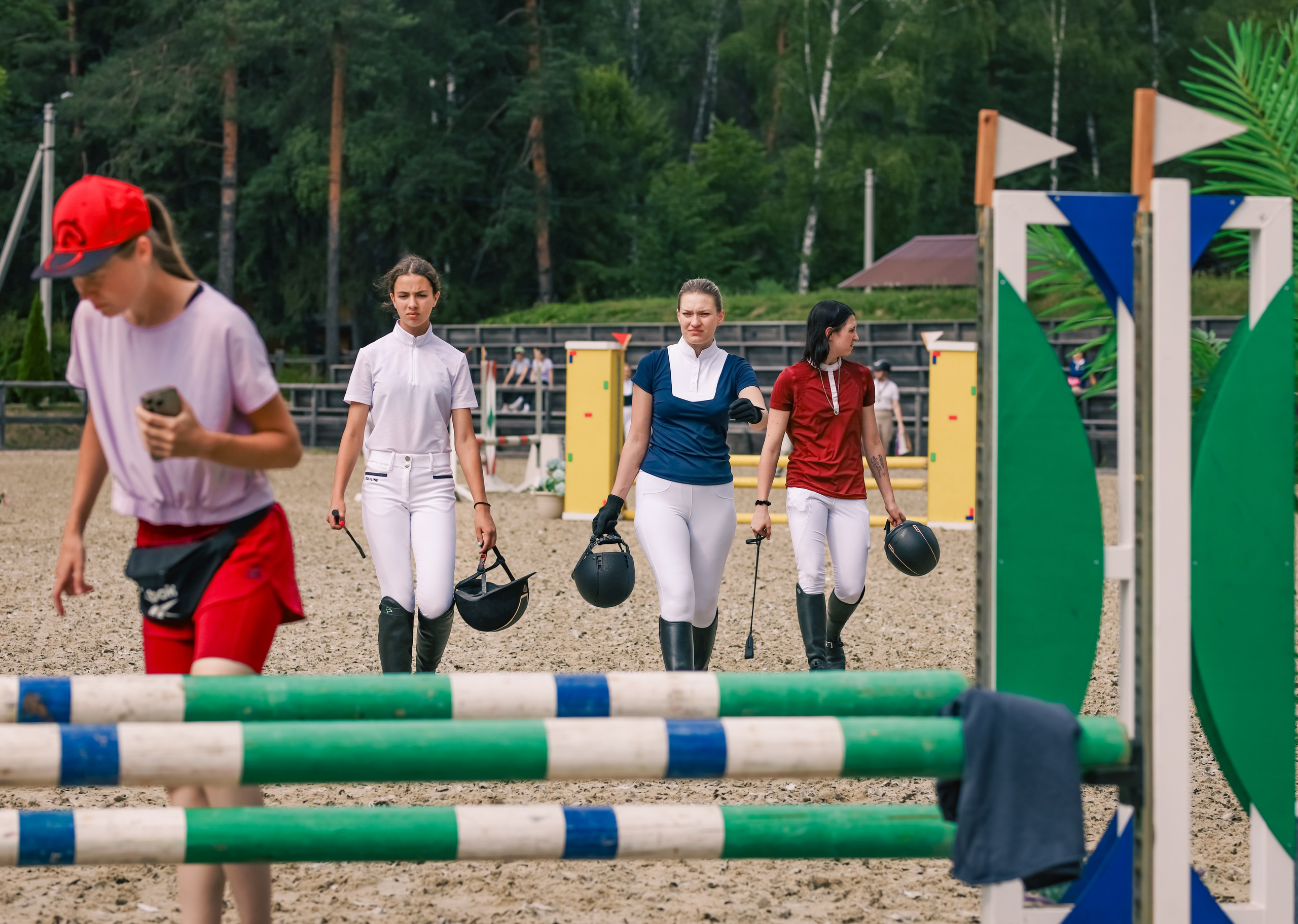 Соревнования по конному спорту. Фотограф репортажей и стритфотосессий в Москве Людмила Смирнова