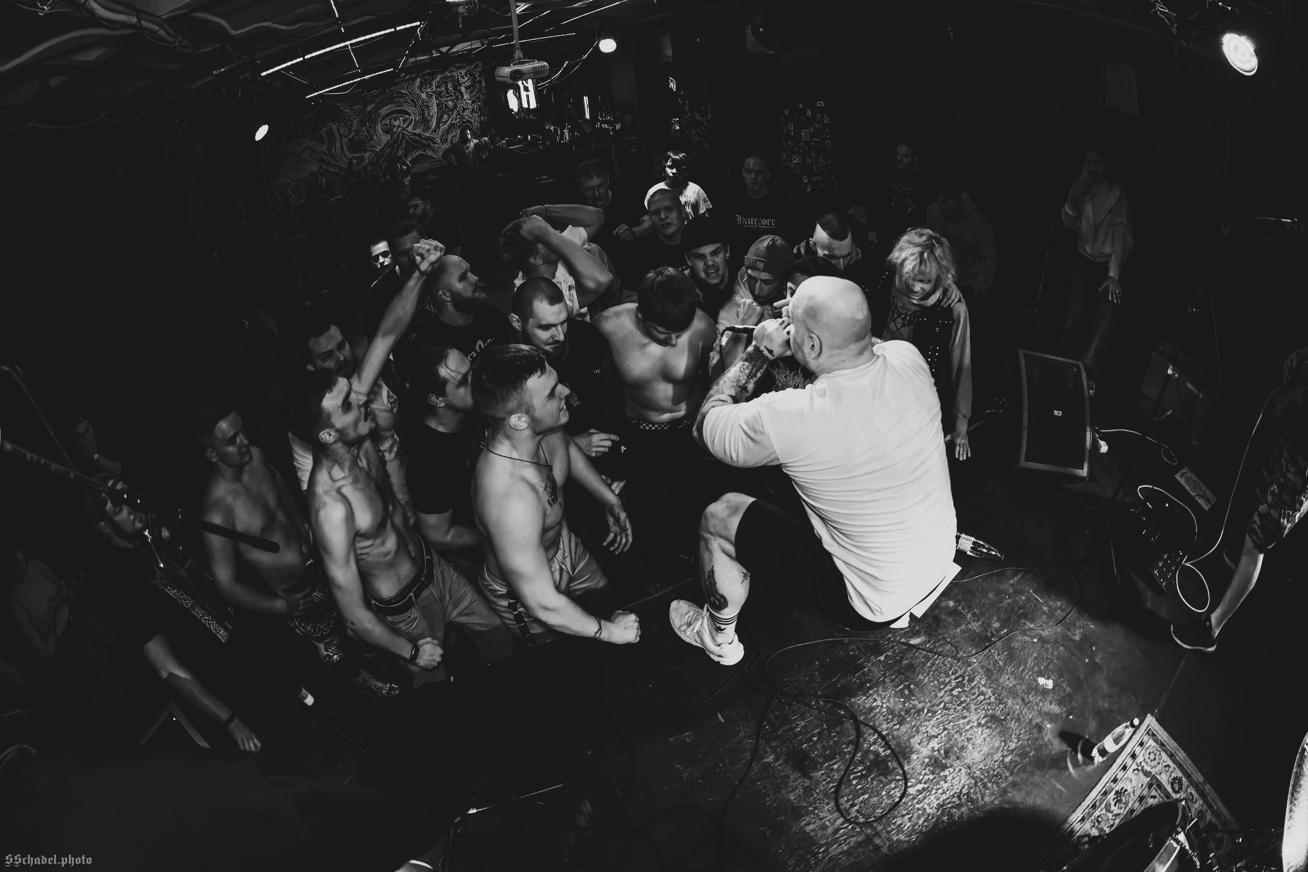 Mayday Massacre: Hardcore vs Death Metal // Без Поводка 02.05.25. We will make everything metal!