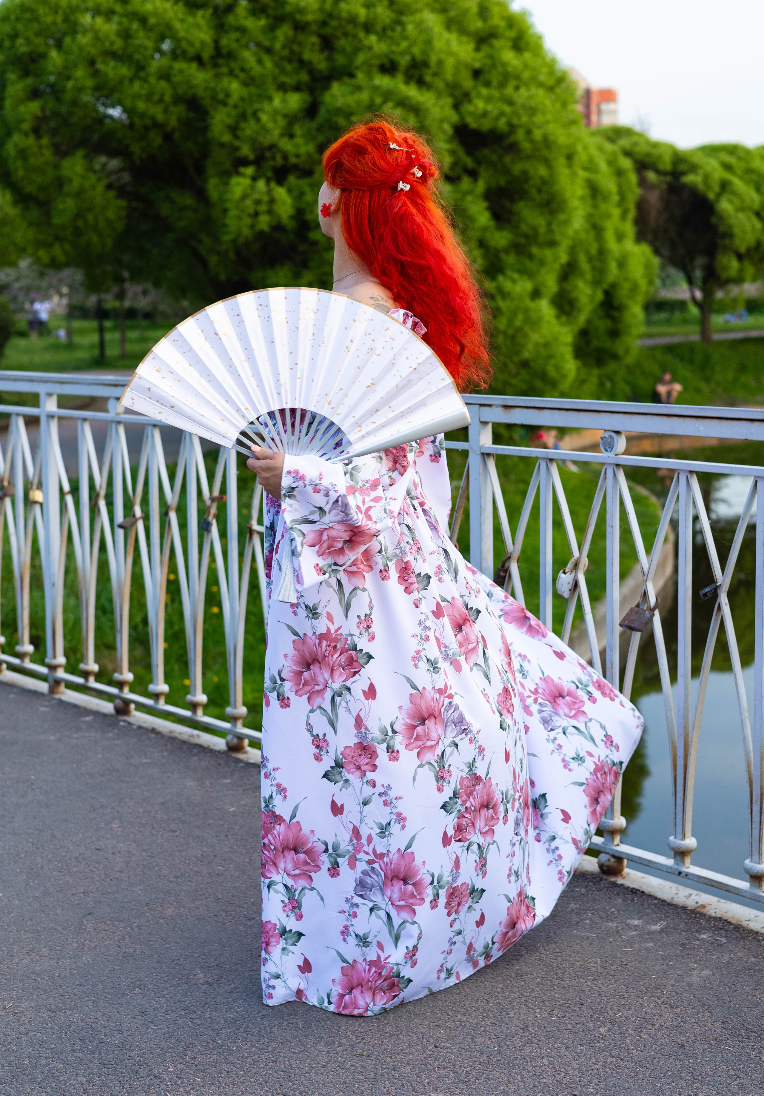 Алена. Цветение яблони. Портретный фотограф Панферова Регина г. Санкт-Петербург, г. Казань