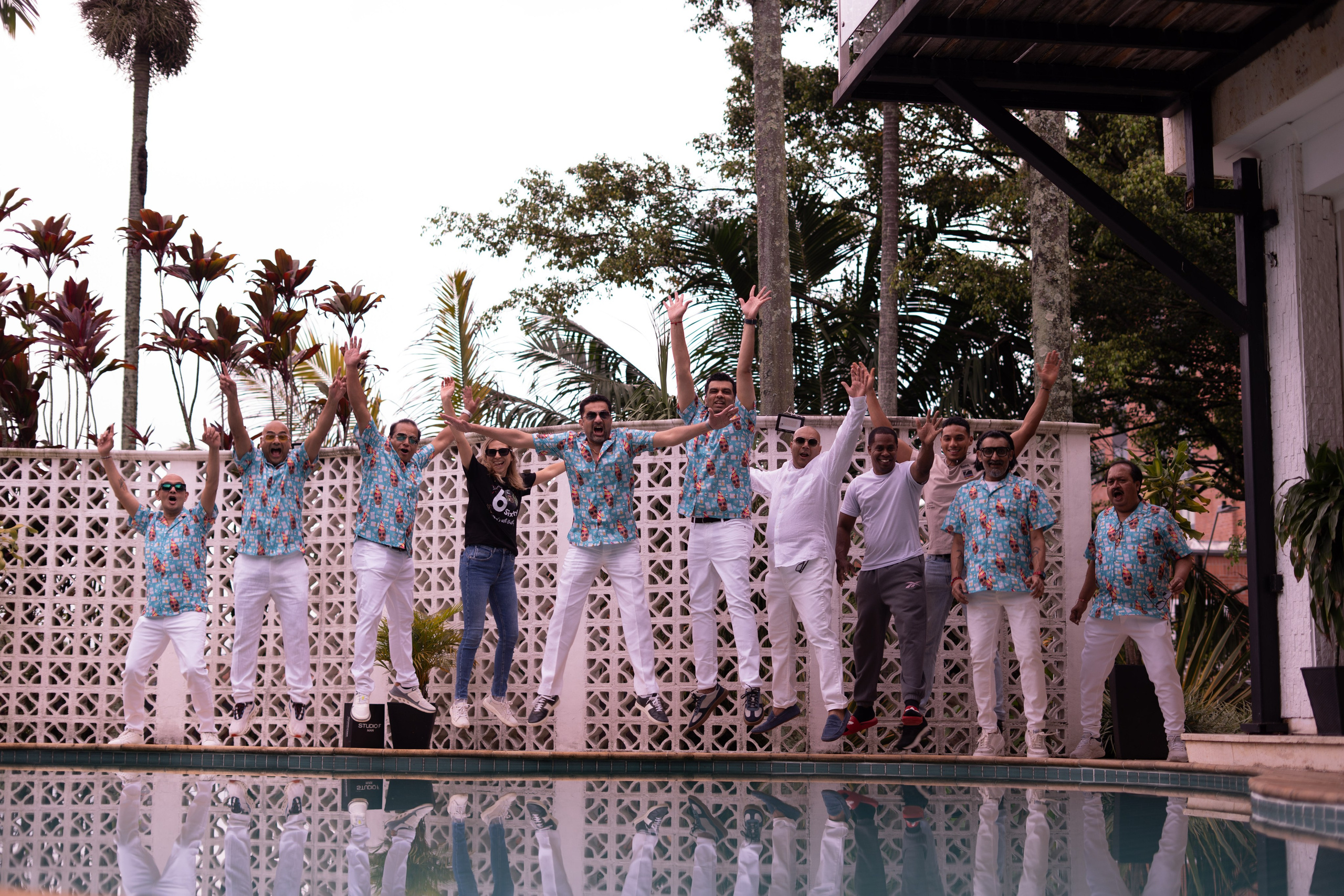 Bachelor party / One day in Medellin. Wedding Photographer in Barcelona and Medellin