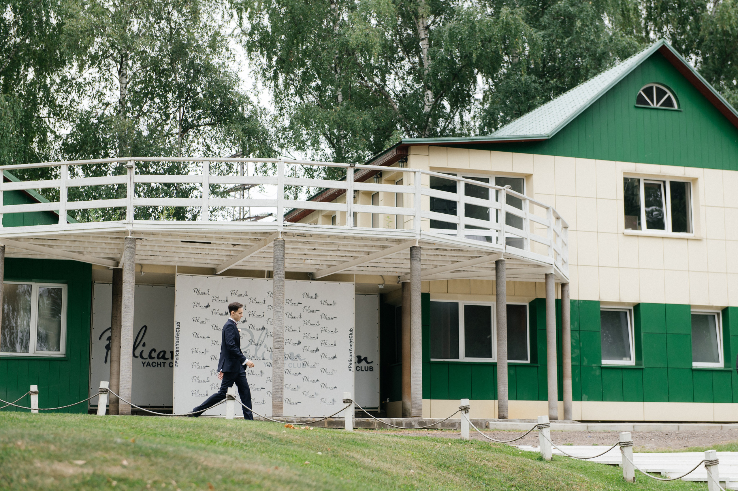 Свадебная фотосессия в яхт-клубе. Семейный и свадебный фотограф в Москве Татьяна Николаева