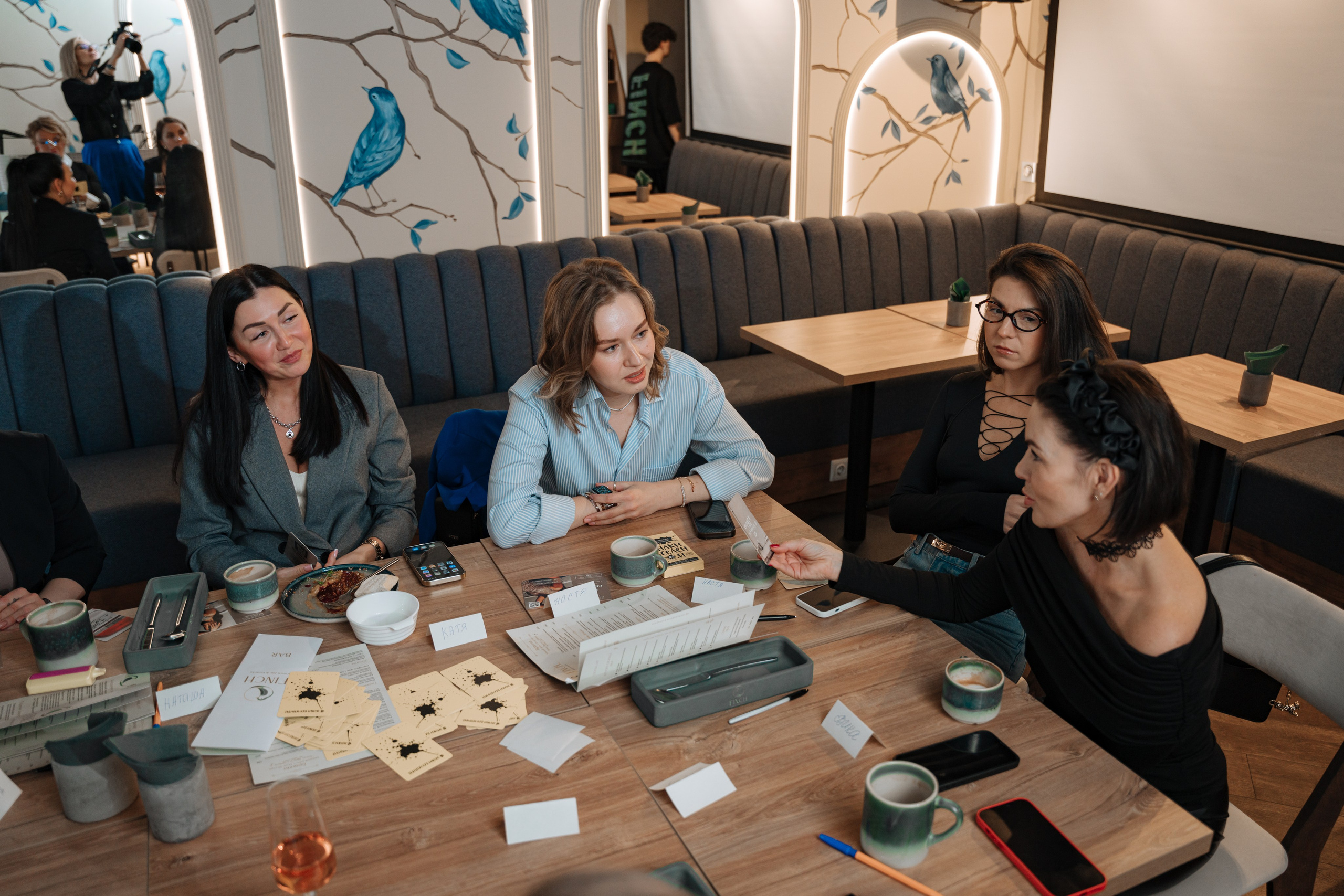 Мафия. Бар FINCH. ЖЕНСКИЙ КЛУБ LAXMI. Портретный фотограф в Санкт-Петербурге Дмитриева Наталия