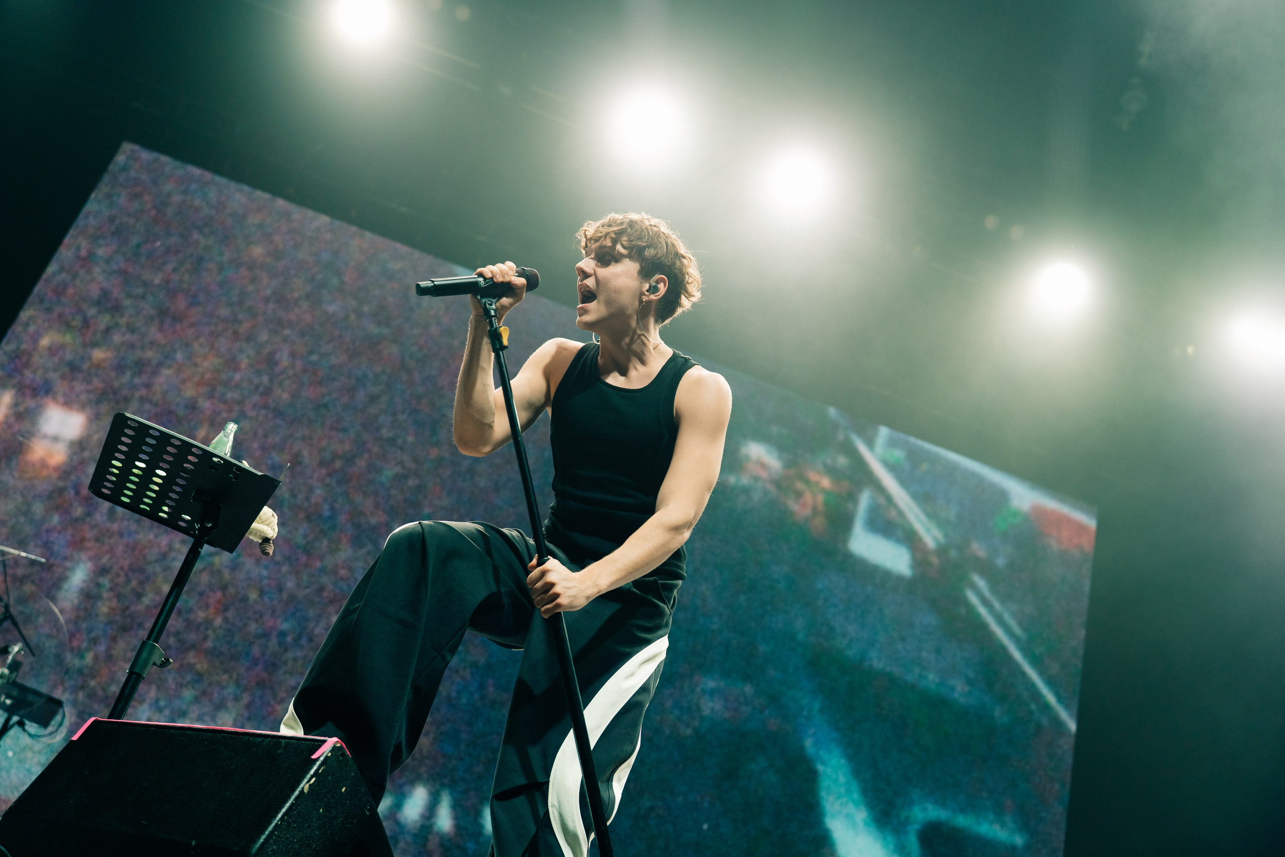 Ваня Дмитриенко. Концертный фотограф в Перми, Москве и Екатеринбурге Максим Шибаков