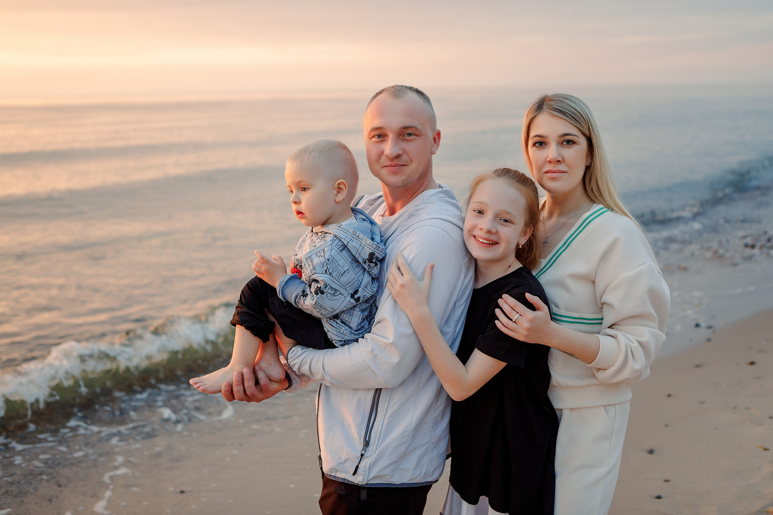 Морская семейная съёмка. Свадебный и семейный фотограф в Калининграде Макарова Татьяна