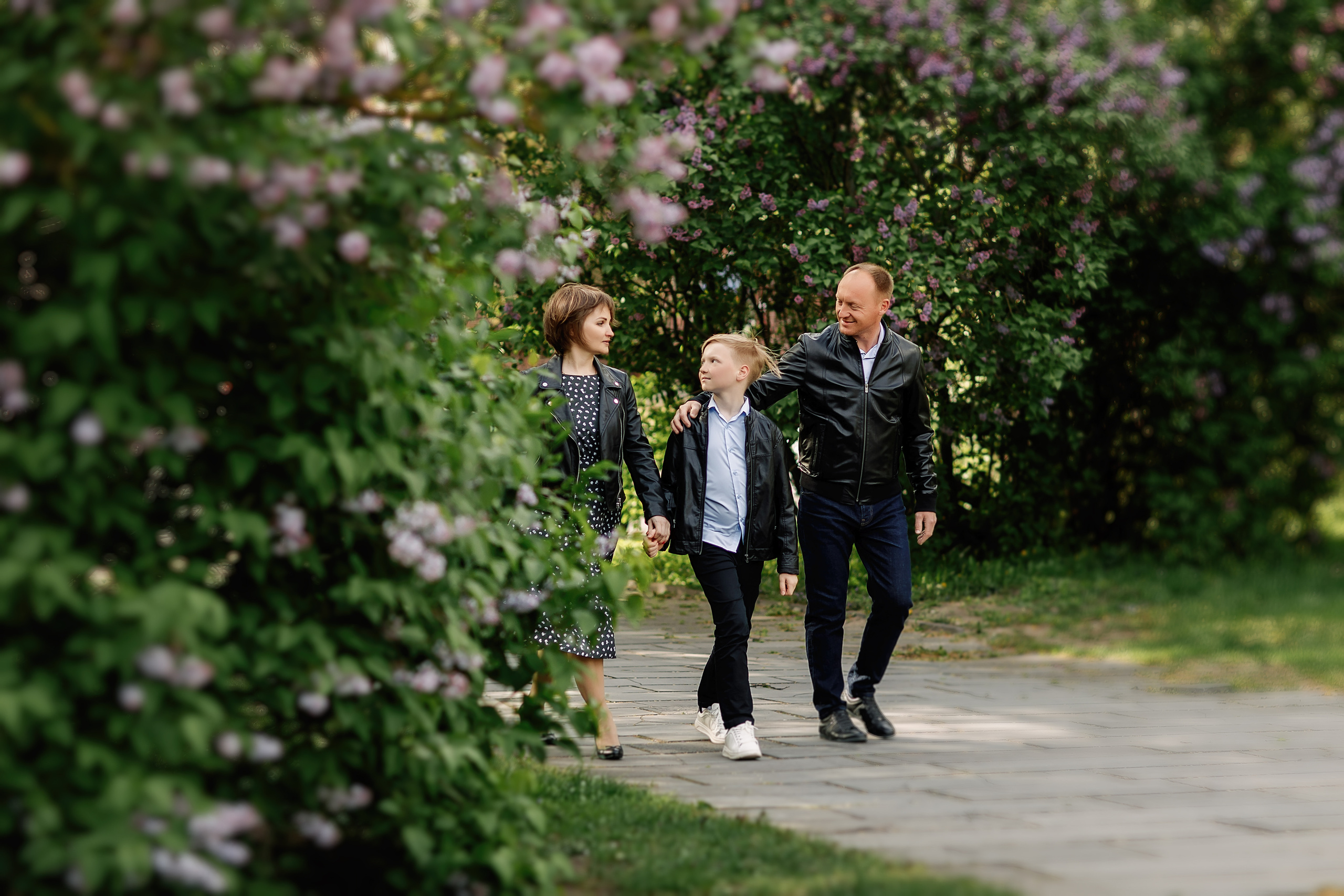 Семейная съёмка в цветении. Свадебный и семейный фотограф в Калининграде Макарова Татьяна