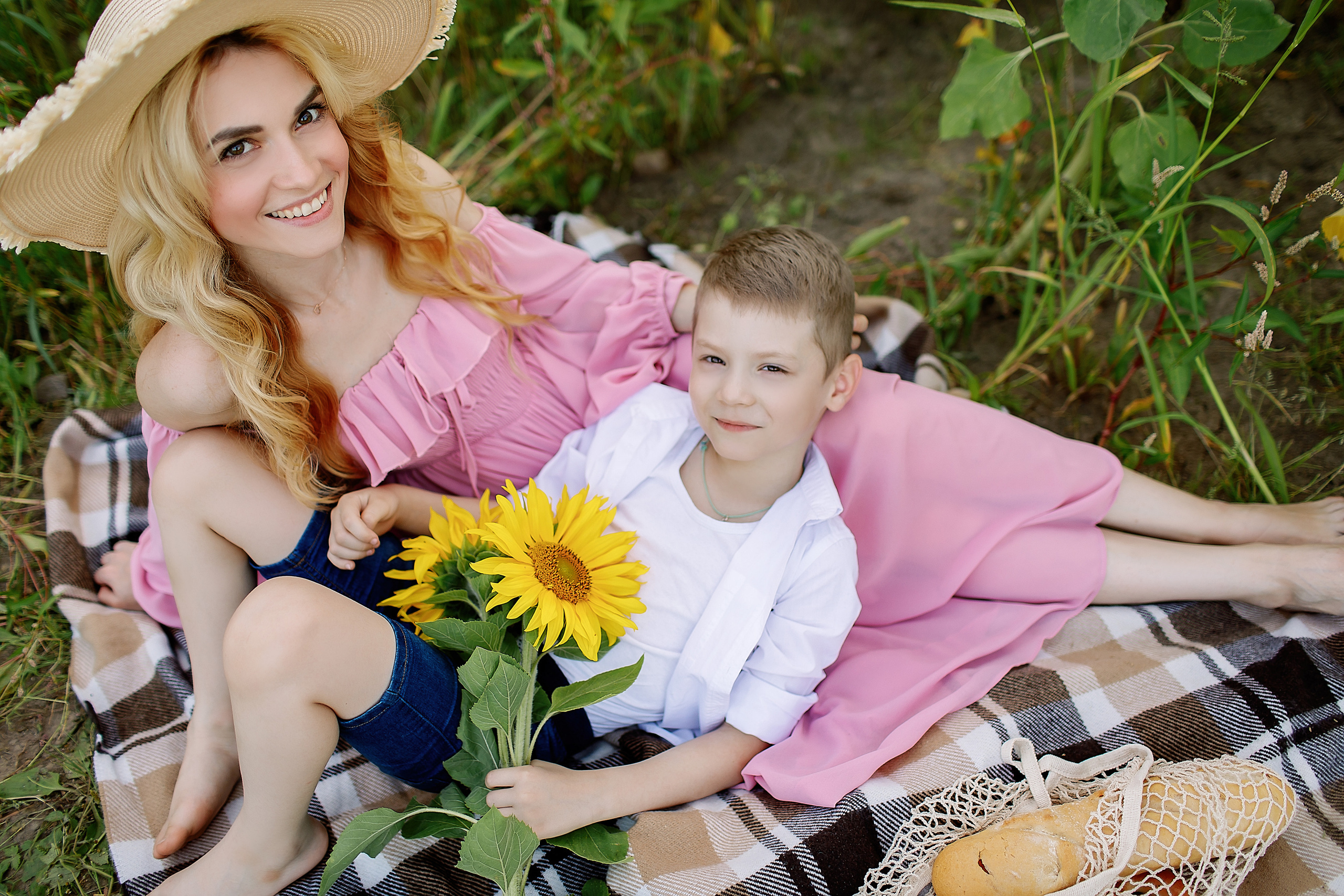Съёмка в подсолнухах. Свадебный и семейный фотограф в Калининграде Макарова Татьяна