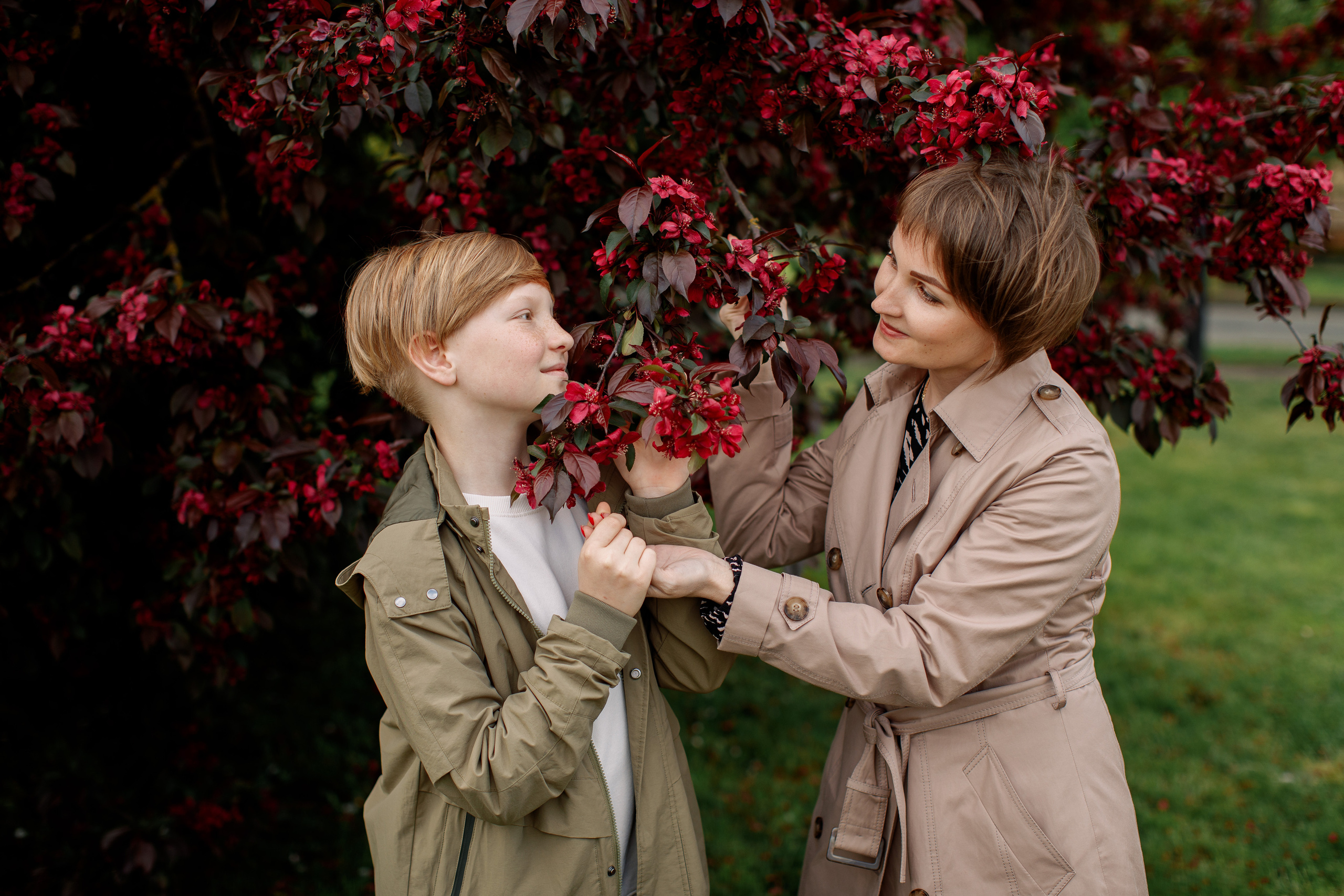 Семейная съёмка в цветении. Свадебный и семейный фотограф в Калининграде Макарова Татьяна
