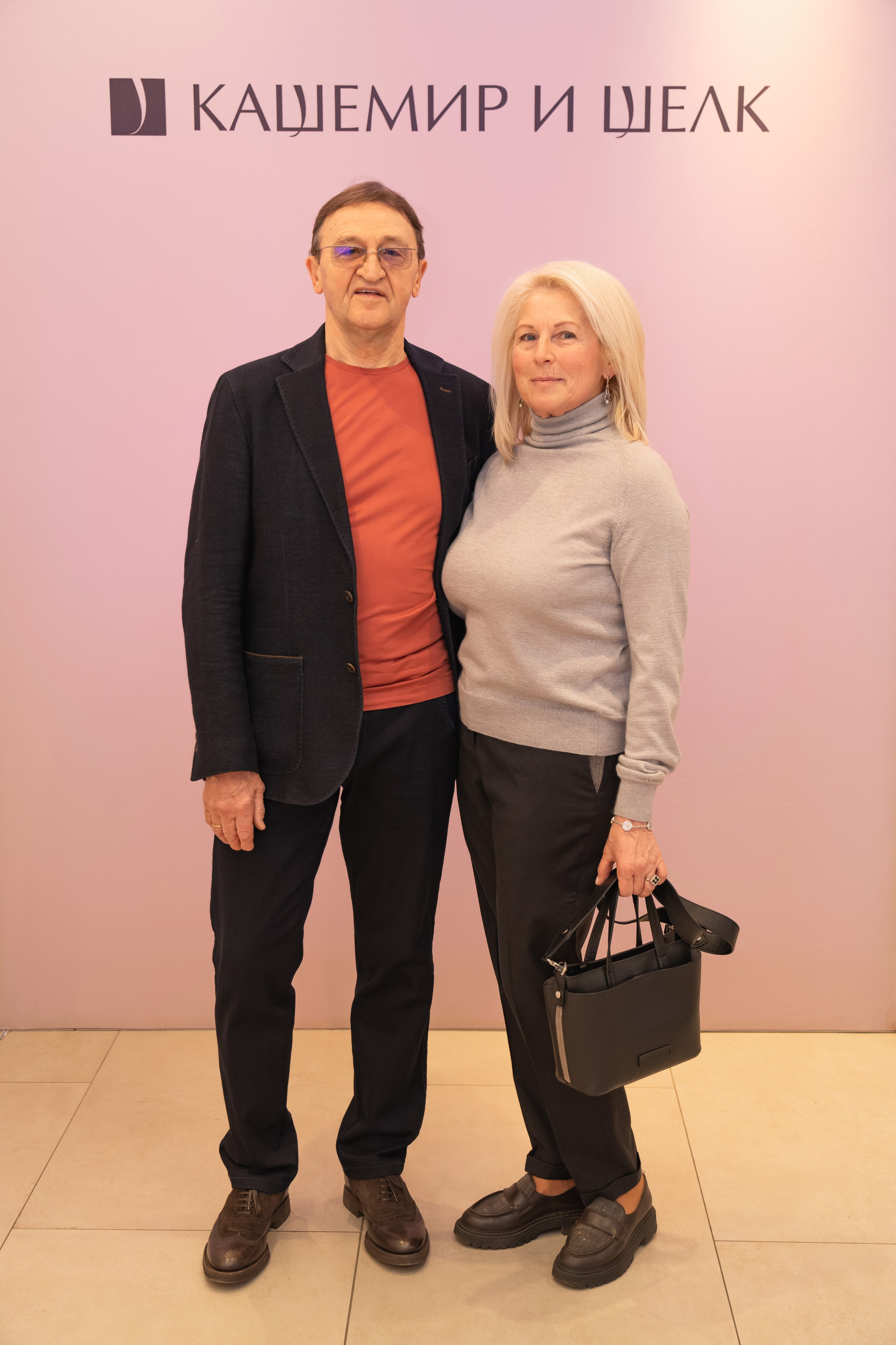 Модельный показ. Занимаюсь профессиональной фотографией и живу рядом с Байкалом. Работаю в разных жанрах