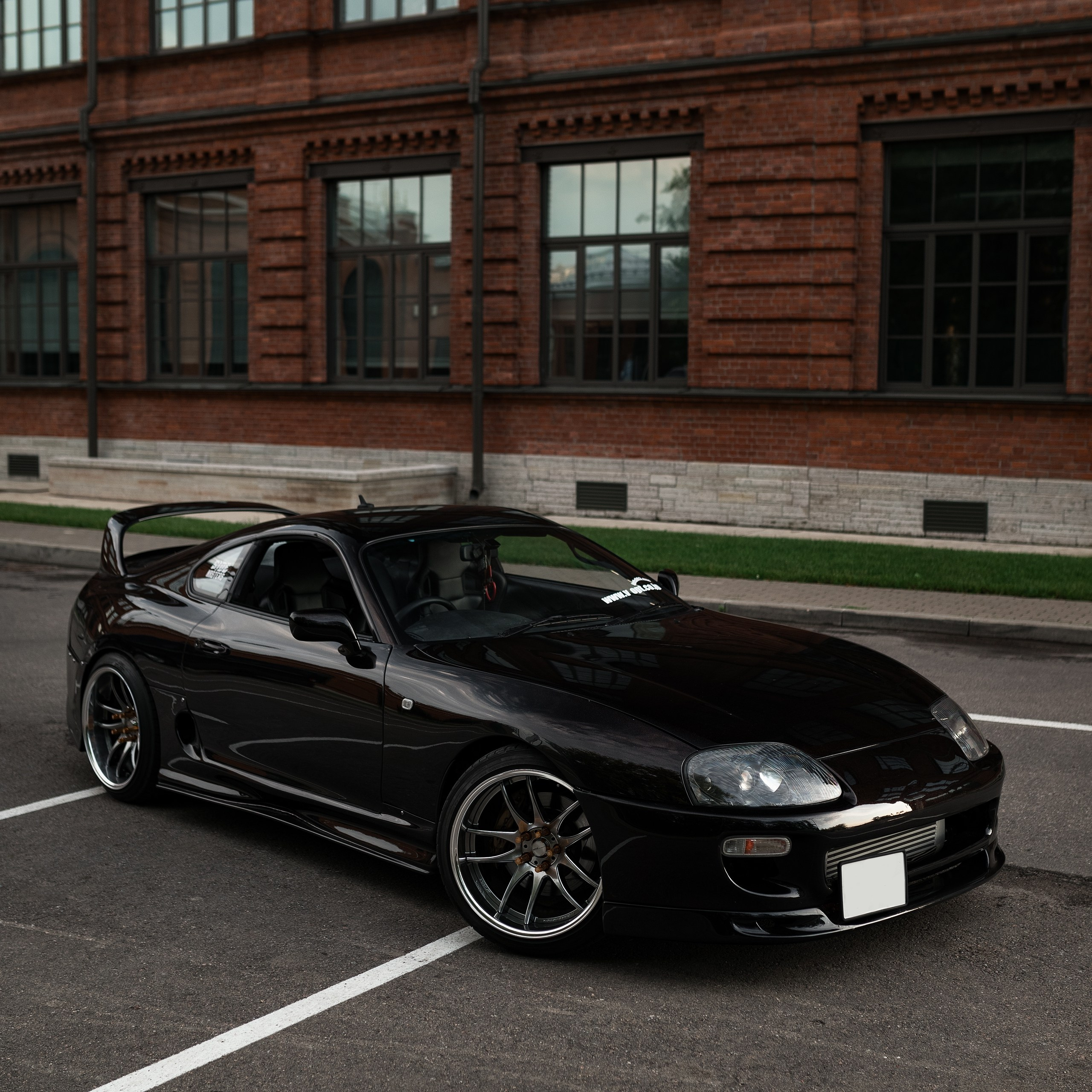 Автомобили. Автофотограф, видеограф, портретный и свадебный фотограф Нияз Султанов