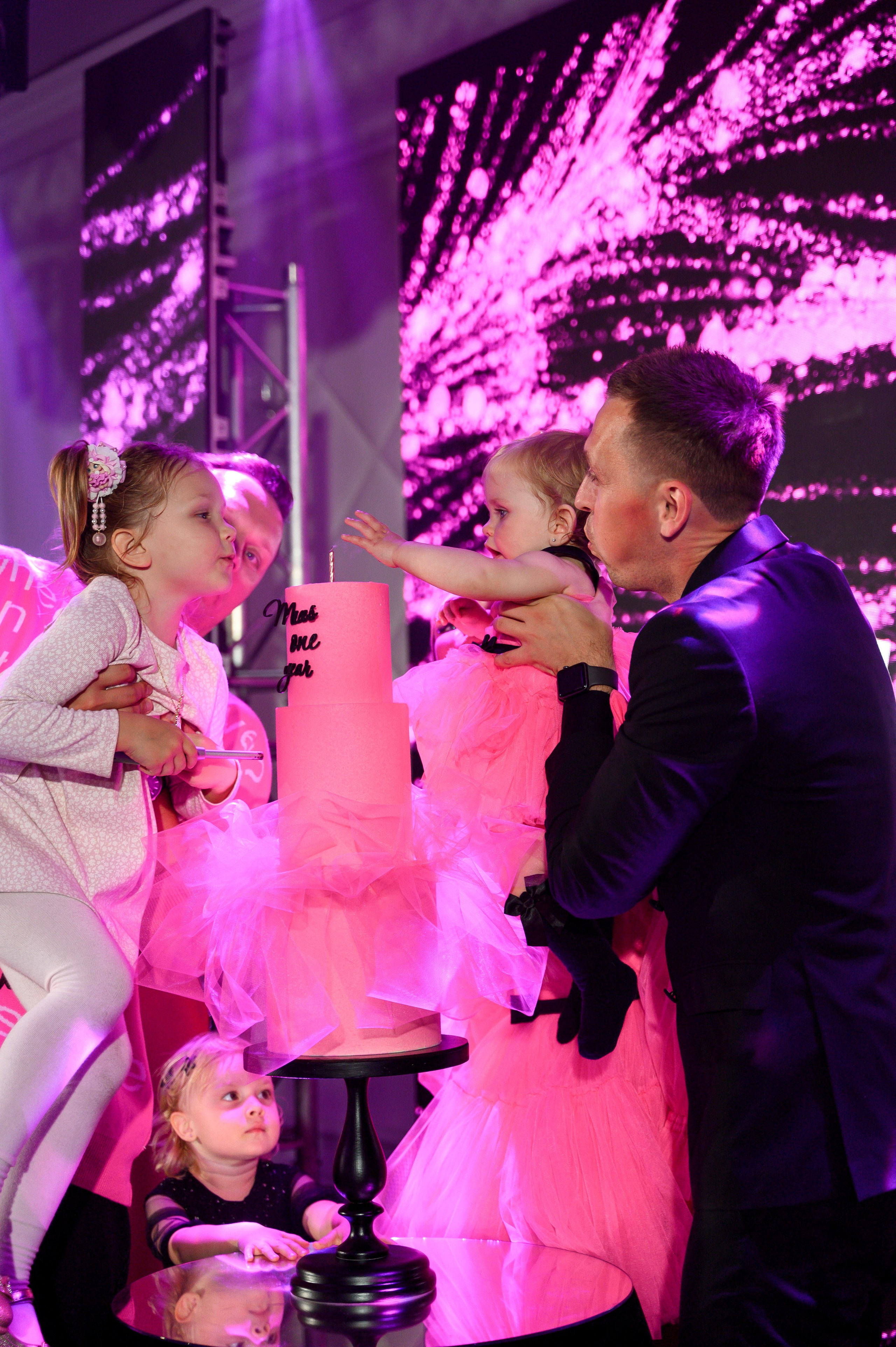 Mia's one year. Свадебный фотограф Минск