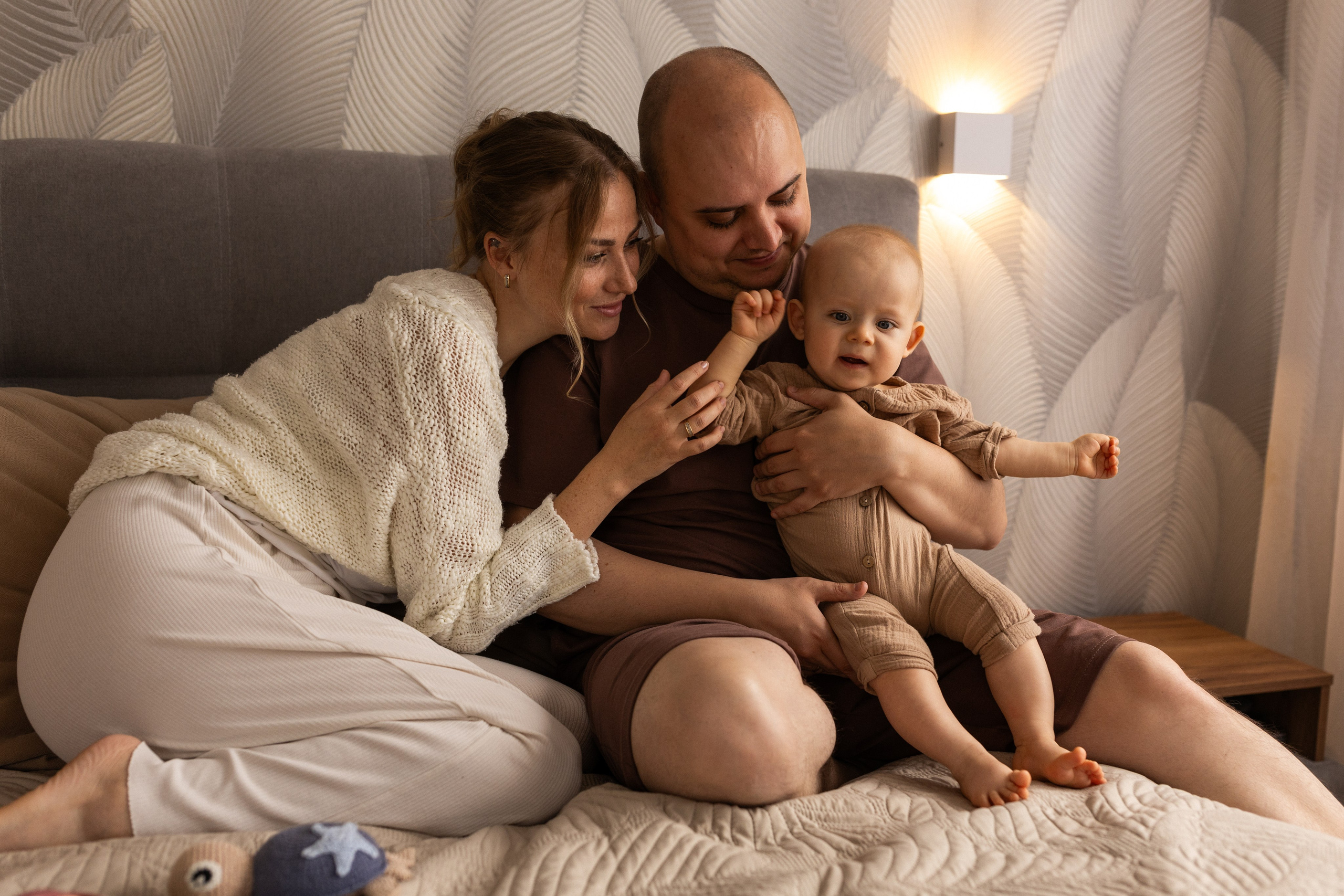 Уютная домашняя история семьи в Челябинске. Семейный фотограф, фотограф на роды в Челябинске Калистратова Кристина