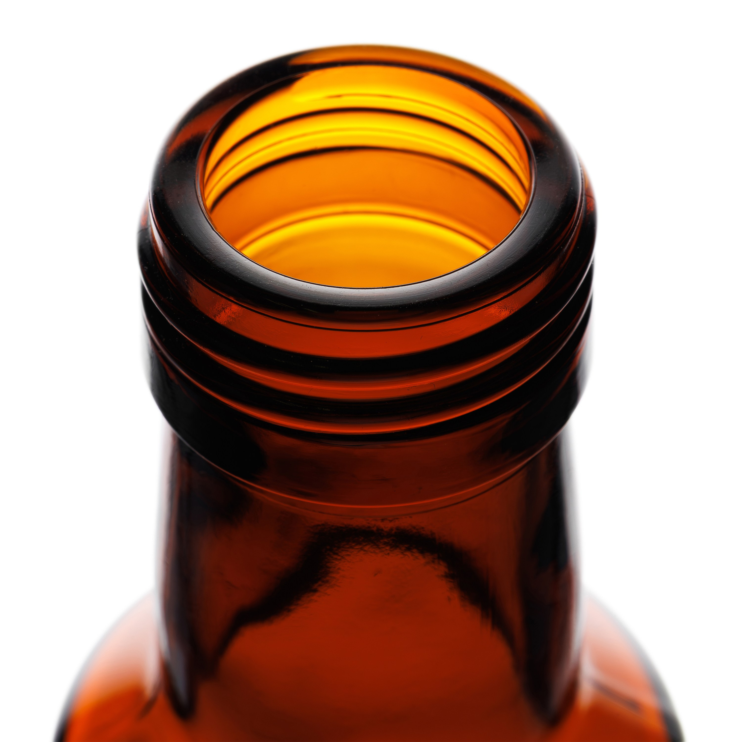 Бутылка для масла. Фотосъёмка для бизнеса — предметное фото, репортаж с мероприятий, портреты людей, съёмка интерьера и экстерьера