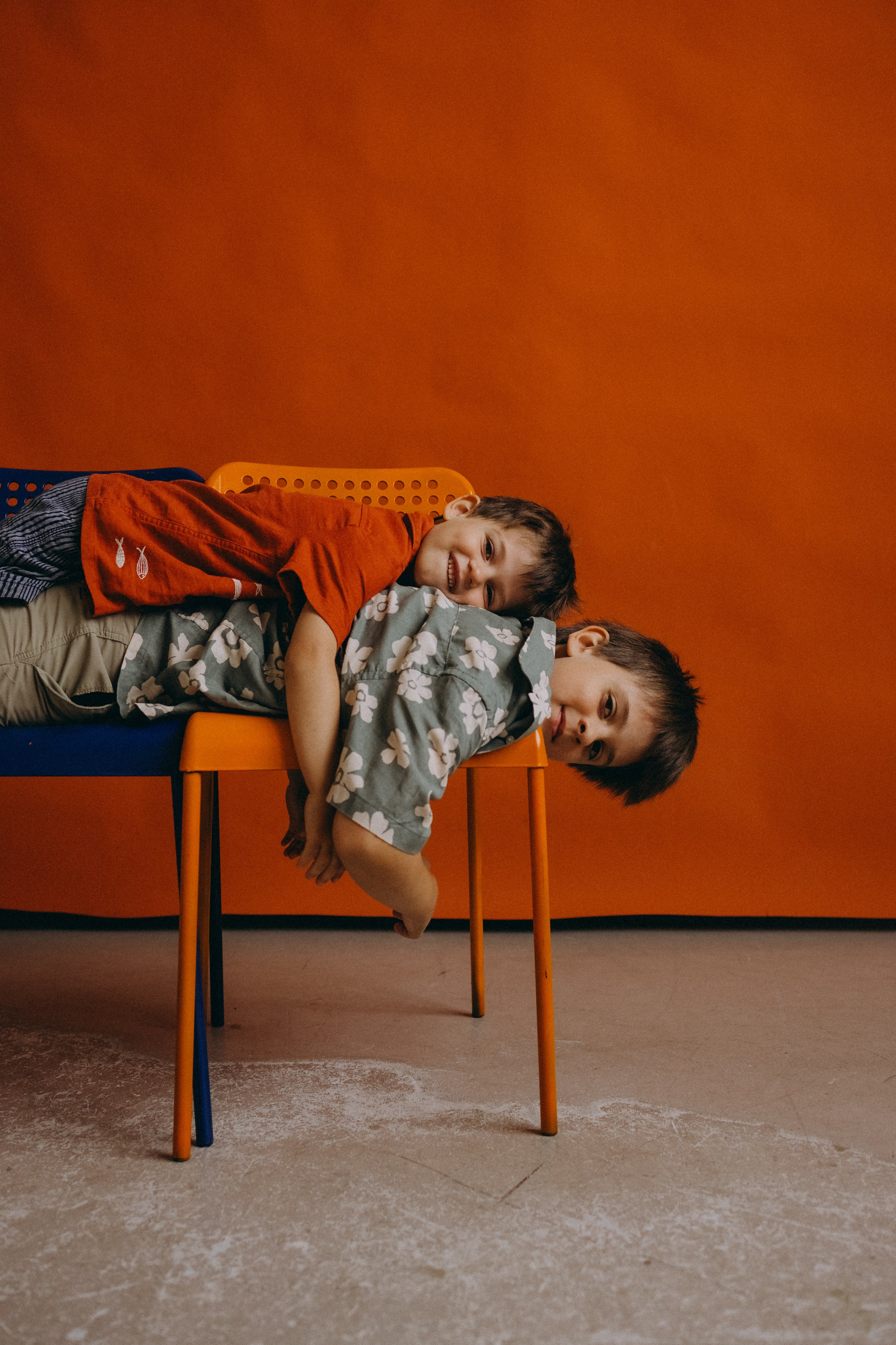 Оксана, Слава, Петя. Главная